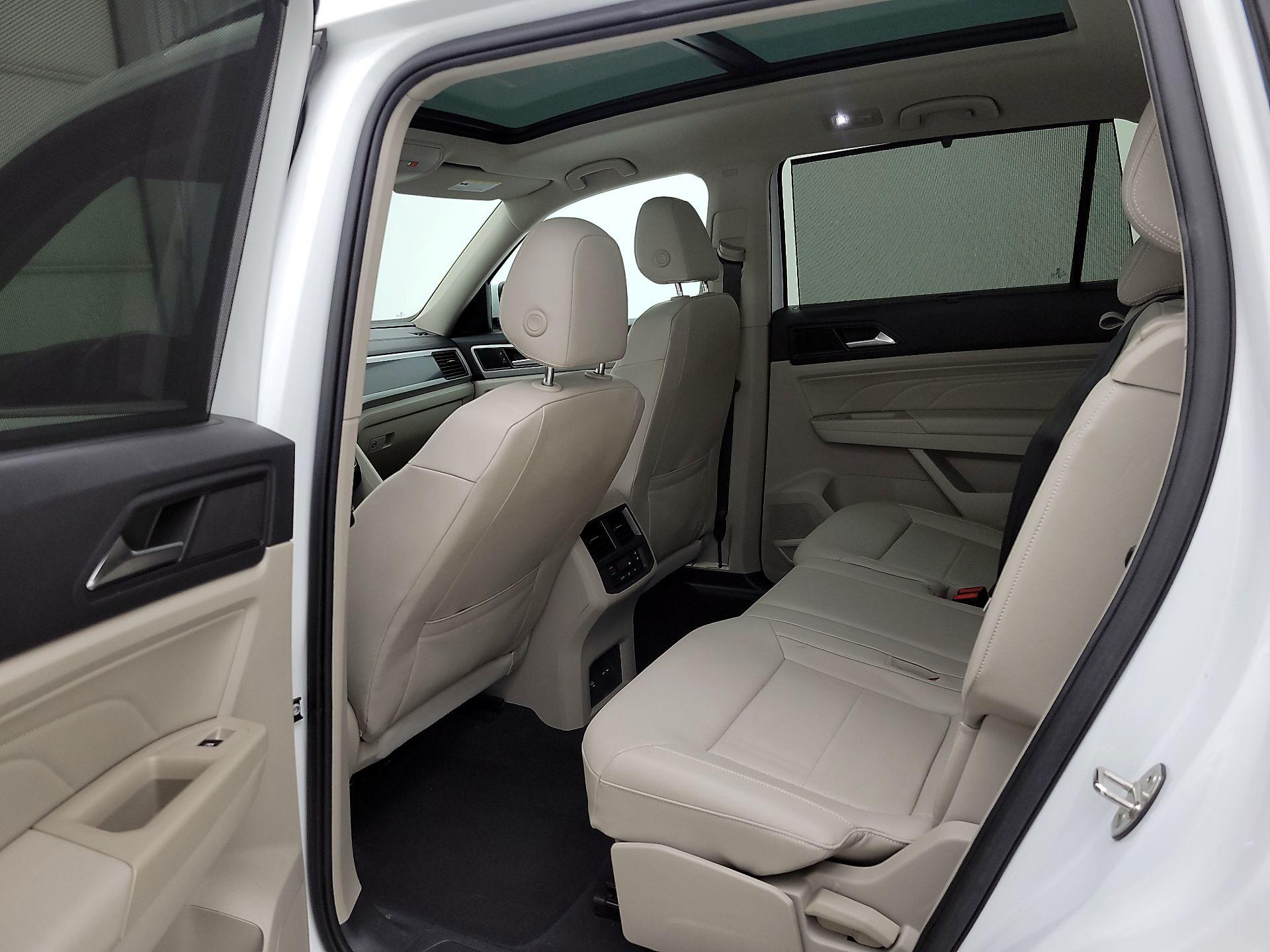 Thumbnail: 2021 Volkswagen Atlas - 20