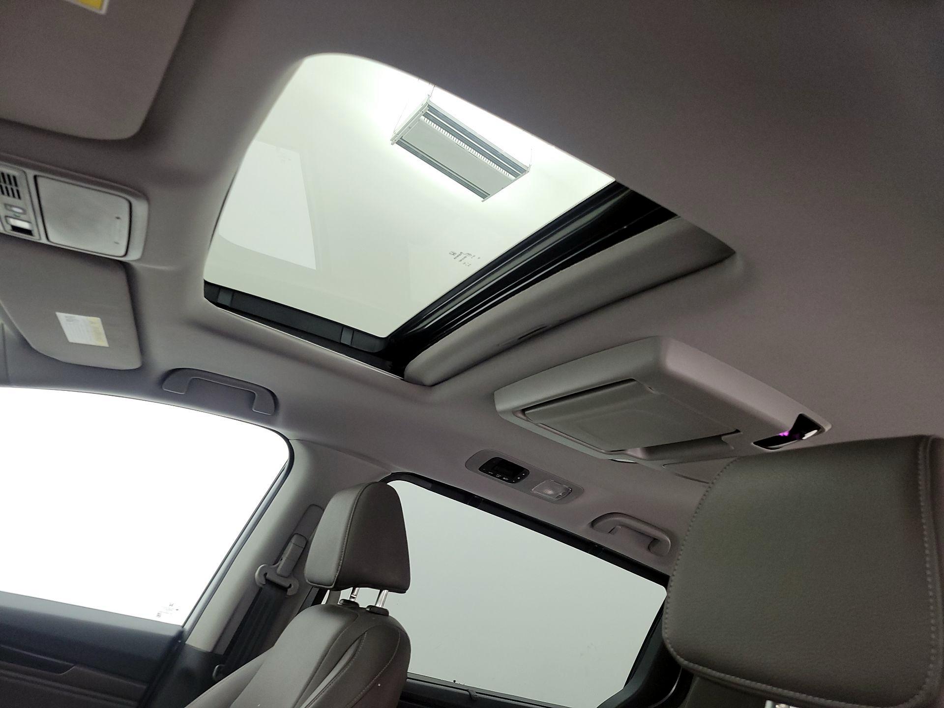 Thumbnail: 2023 Honda Odyssey - 19