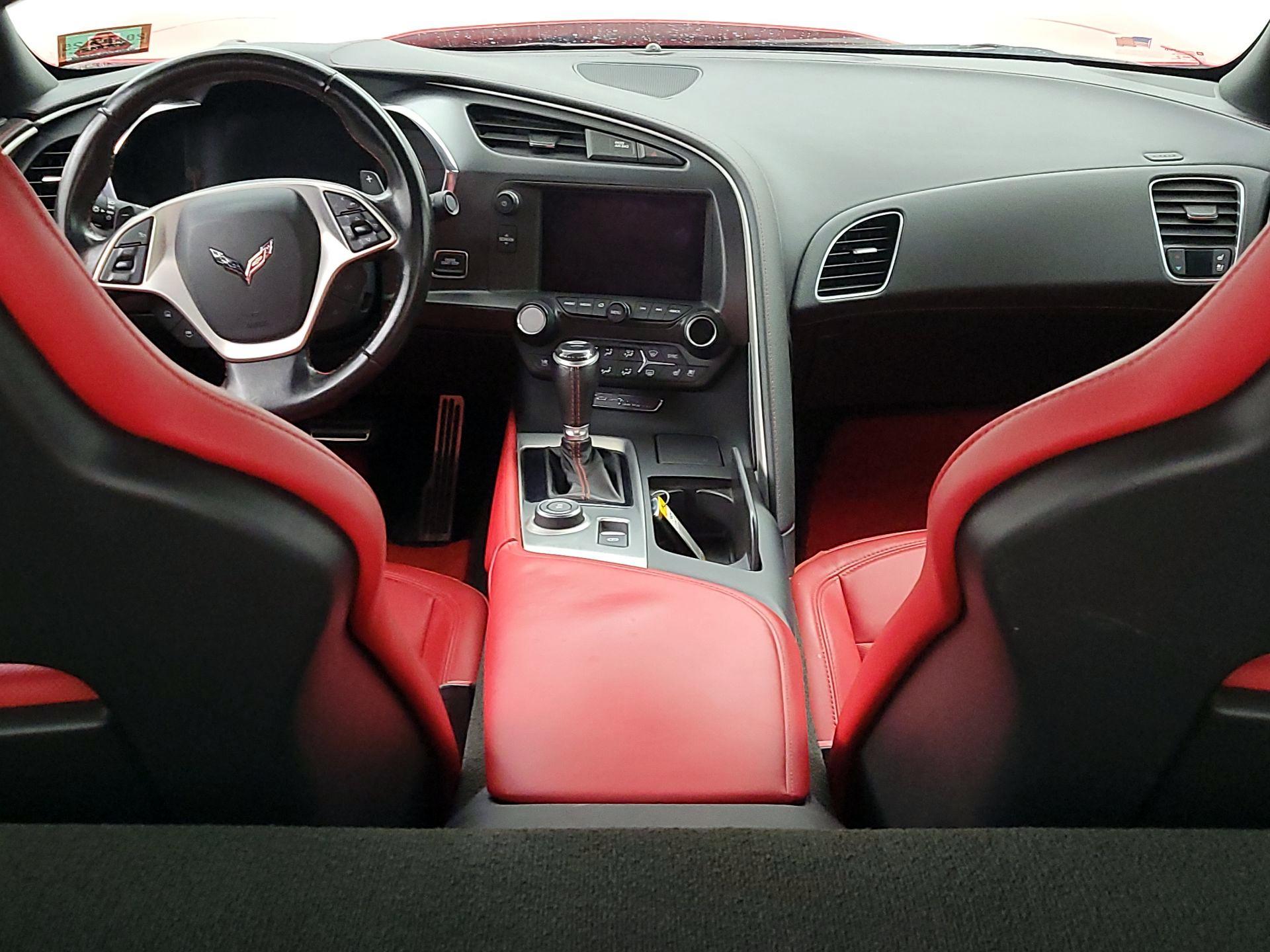 Thumbnail: 2015 Chevrolet Corvette - 9