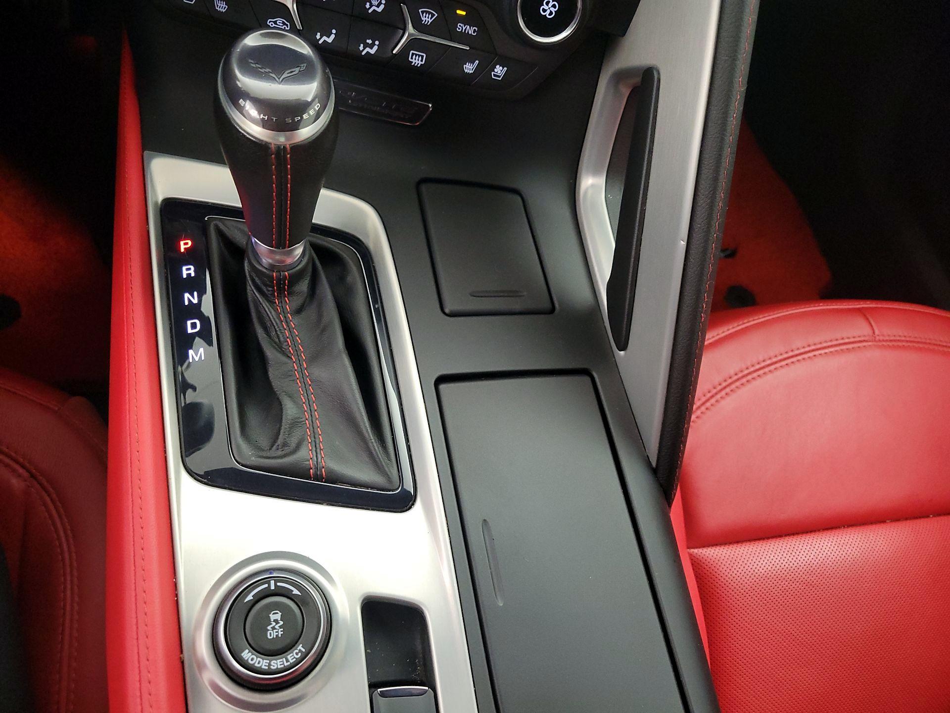 Thumbnail: 2015 Chevrolet Corvette - 17