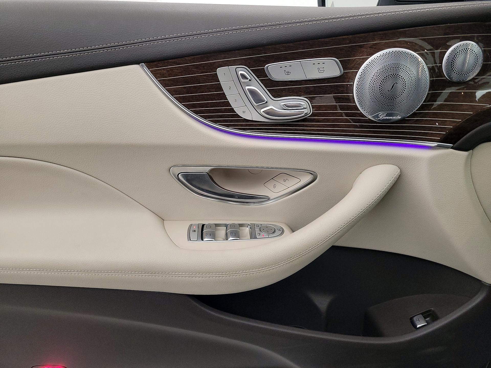 Thumbnail: 2018 Mercedes-Benz E-Class - 12