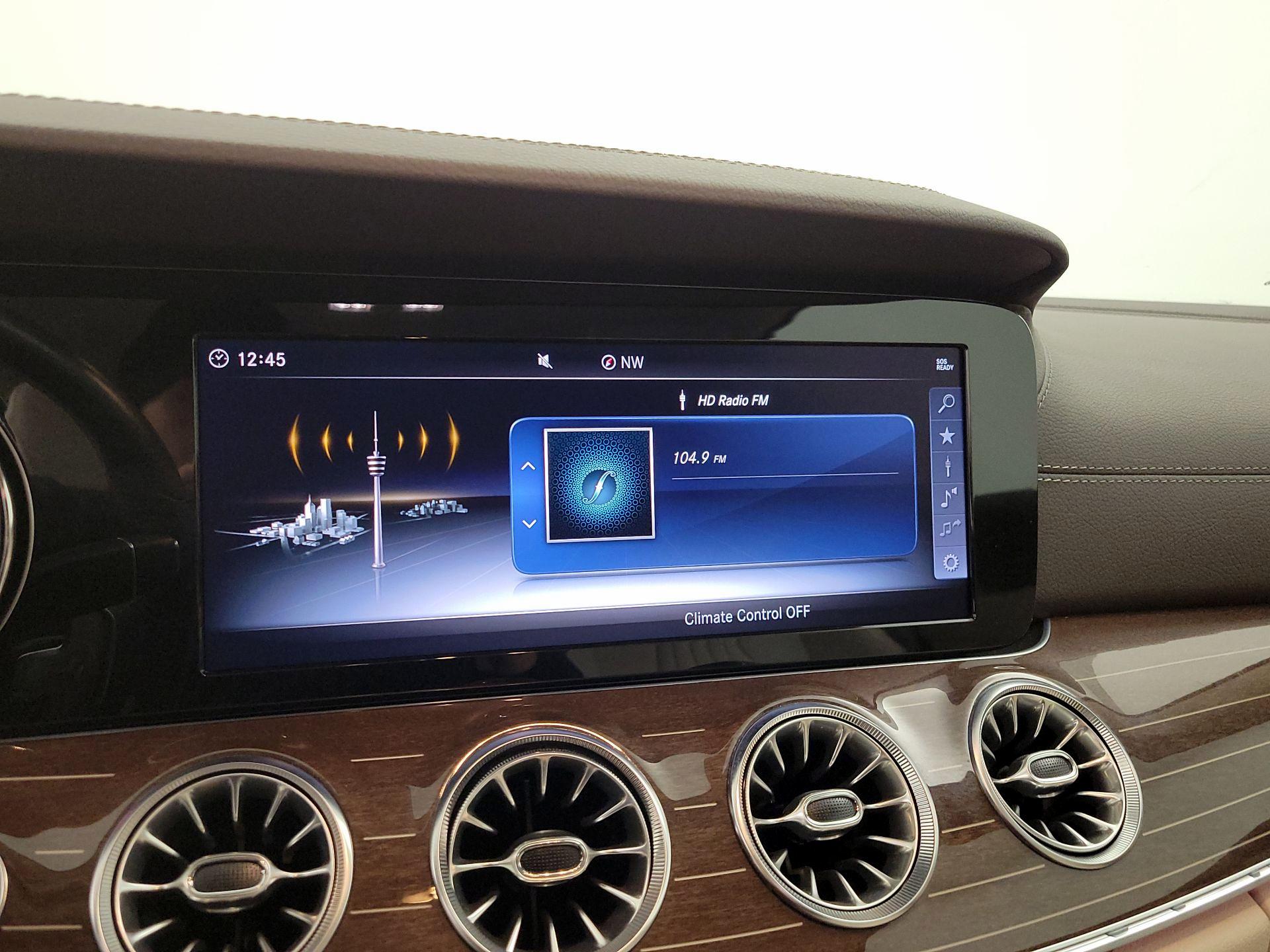 Thumbnail: 2018 Mercedes-Benz E-Class - 16