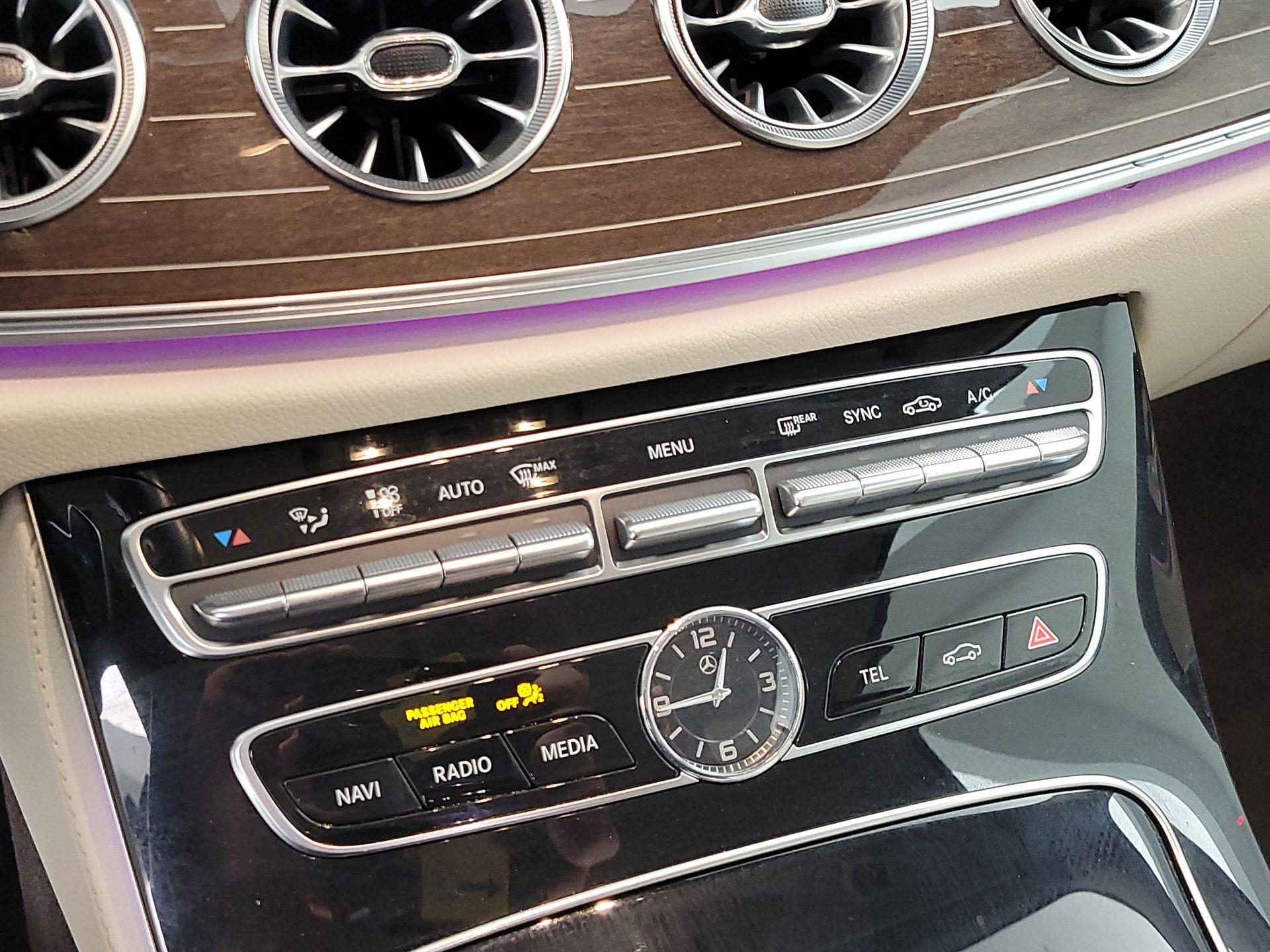 Thumbnail: 2018 Mercedes-Benz E-Class - 17