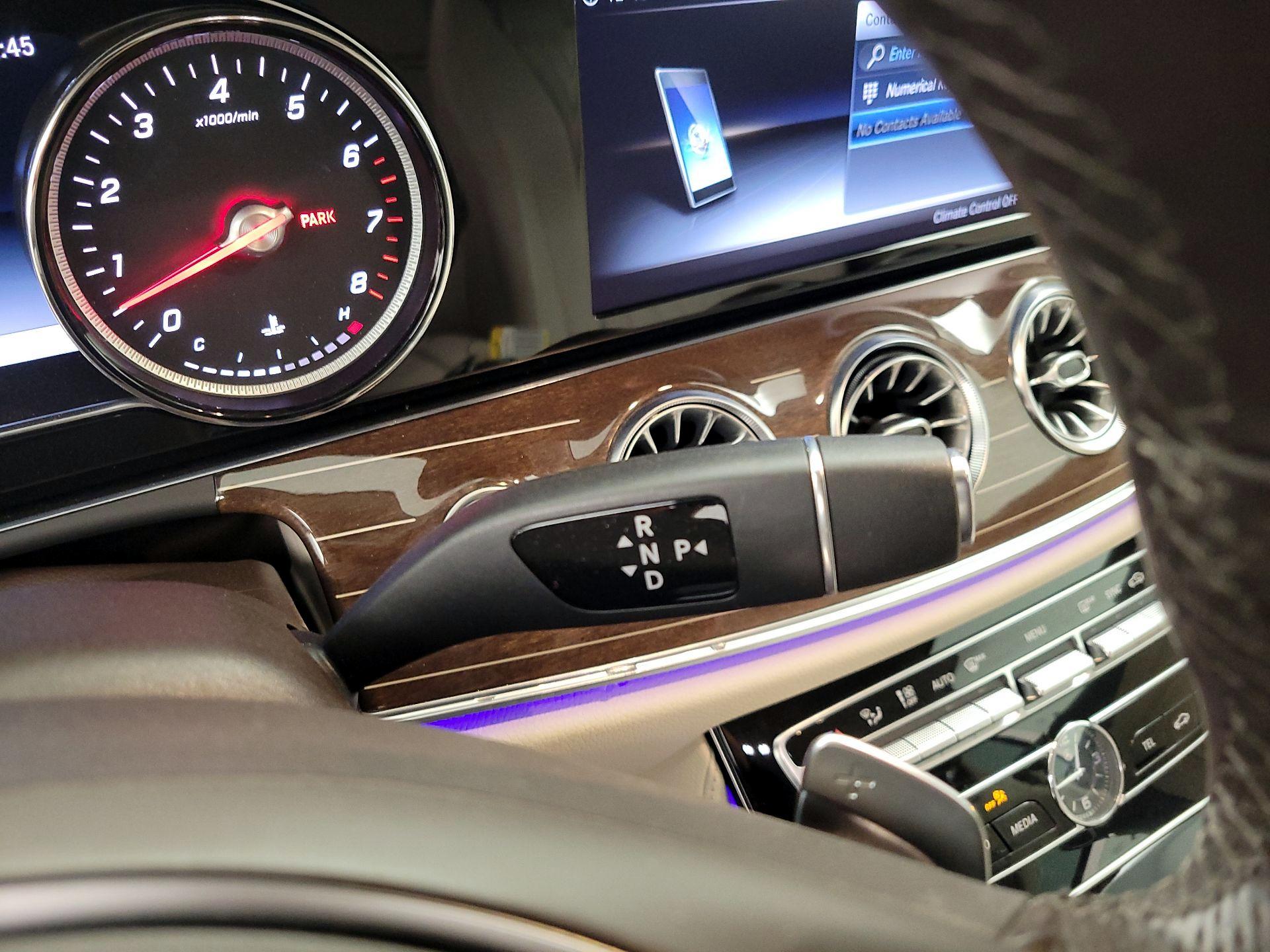 Thumbnail: 2018 Mercedes-Benz E-Class - 18