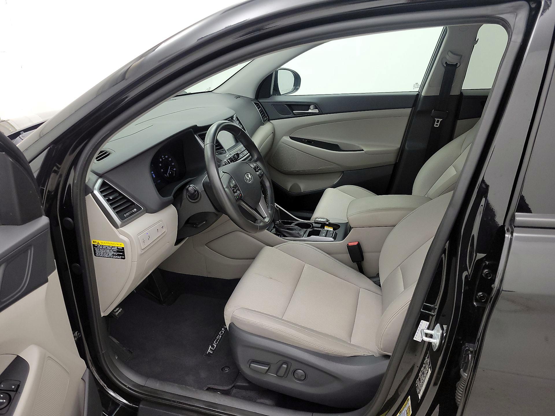 Thumbnail: 2018 Hyundai Tucson - 11