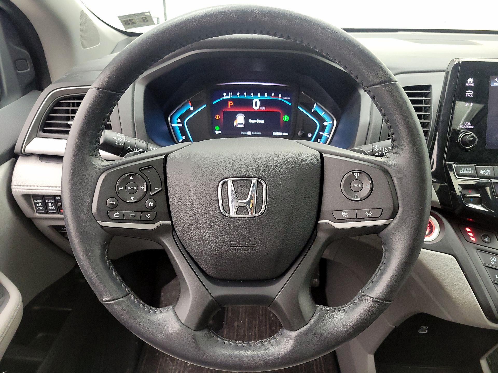 Thumbnail: 2023 Honda Odyssey - 10