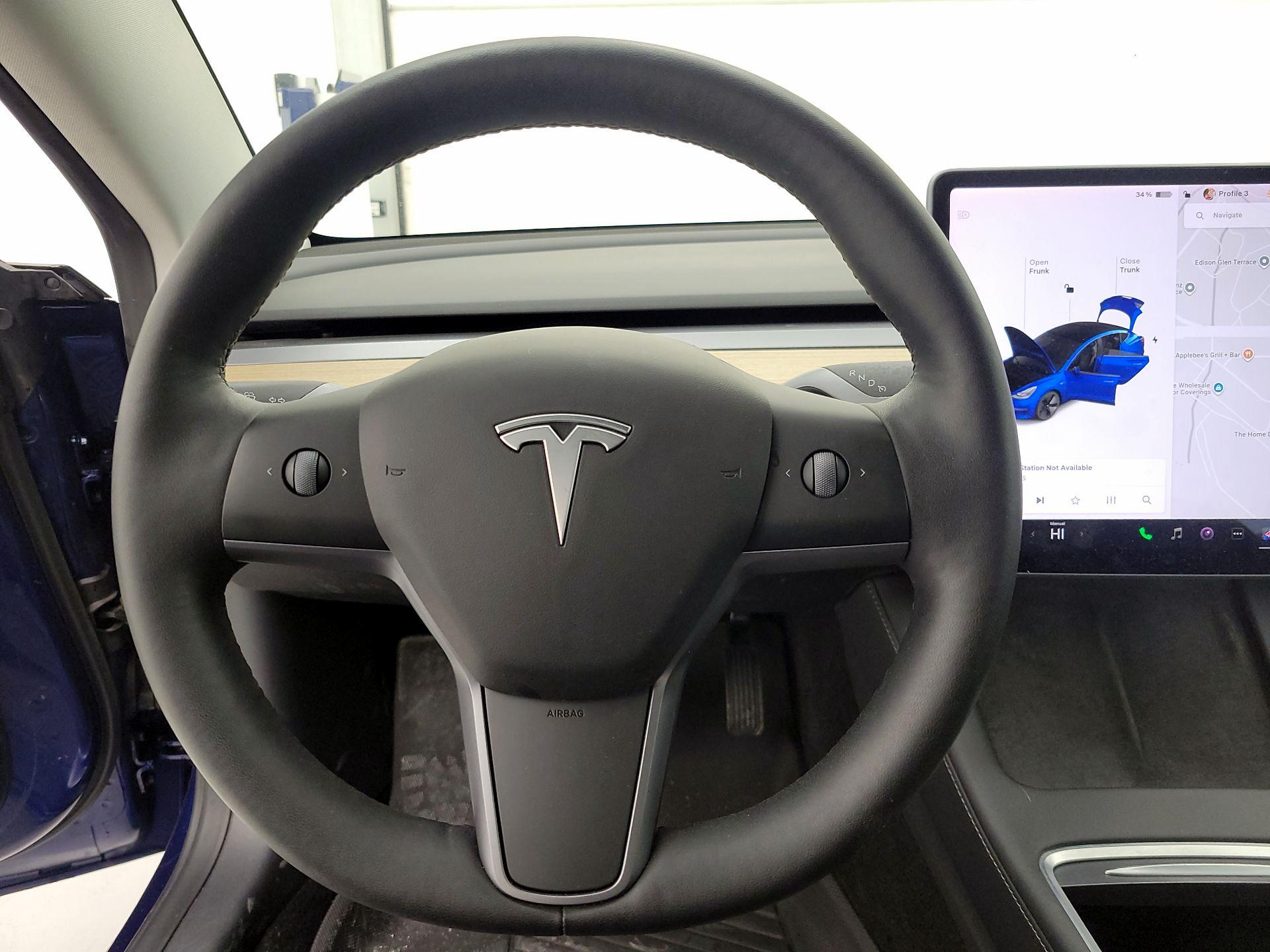 Thumbnail: 2022 Tesla Model 3 - 10