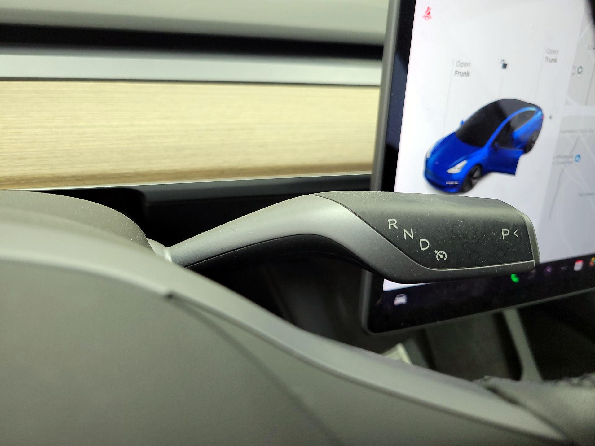 Thumbnail: 2022 Tesla Model 3 - 17