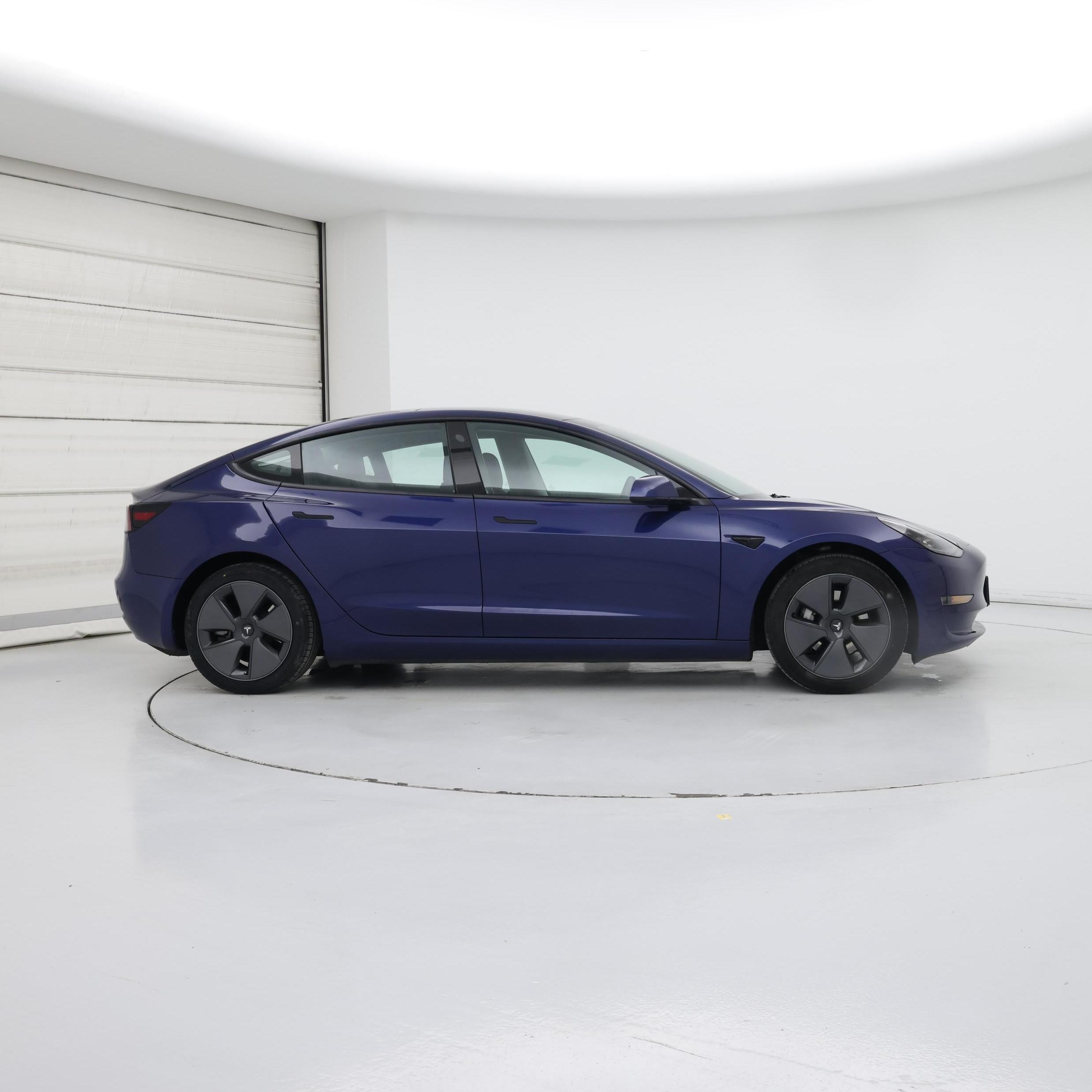 Thumbnail: 2022 Tesla Model 3 - 7