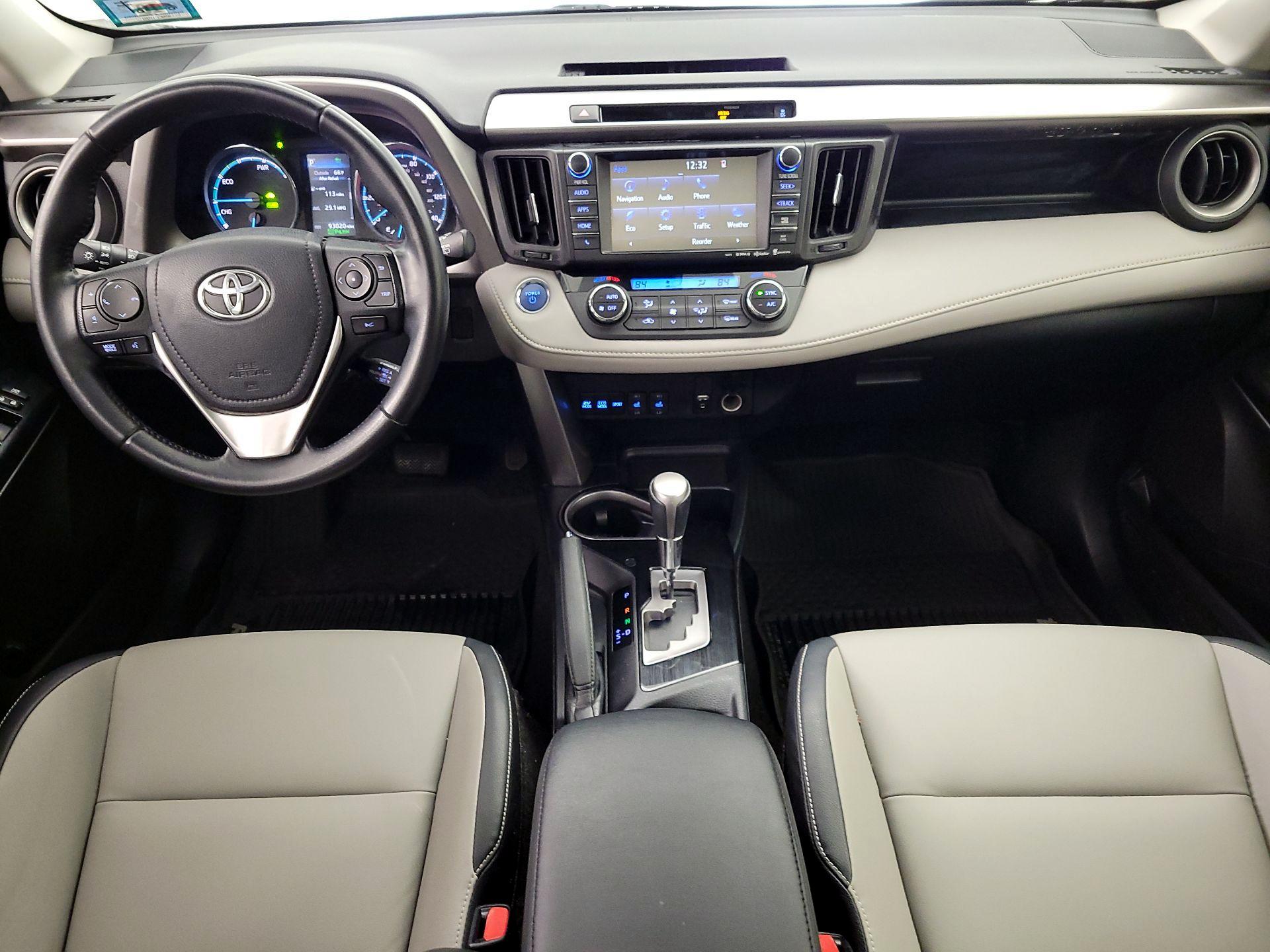 Thumbnail: 2016 Toyota RAV4 - 9