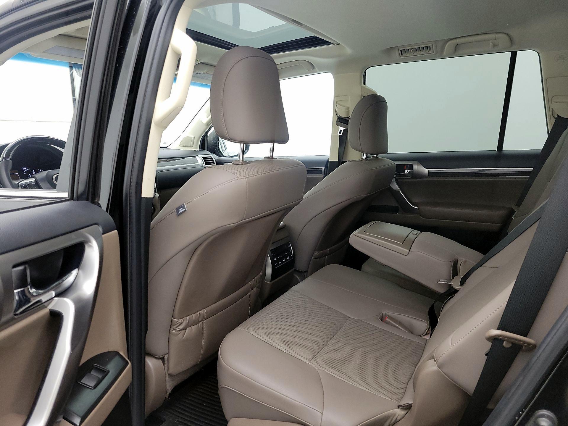 Thumbnail: 2023 Lexus GX - 20
