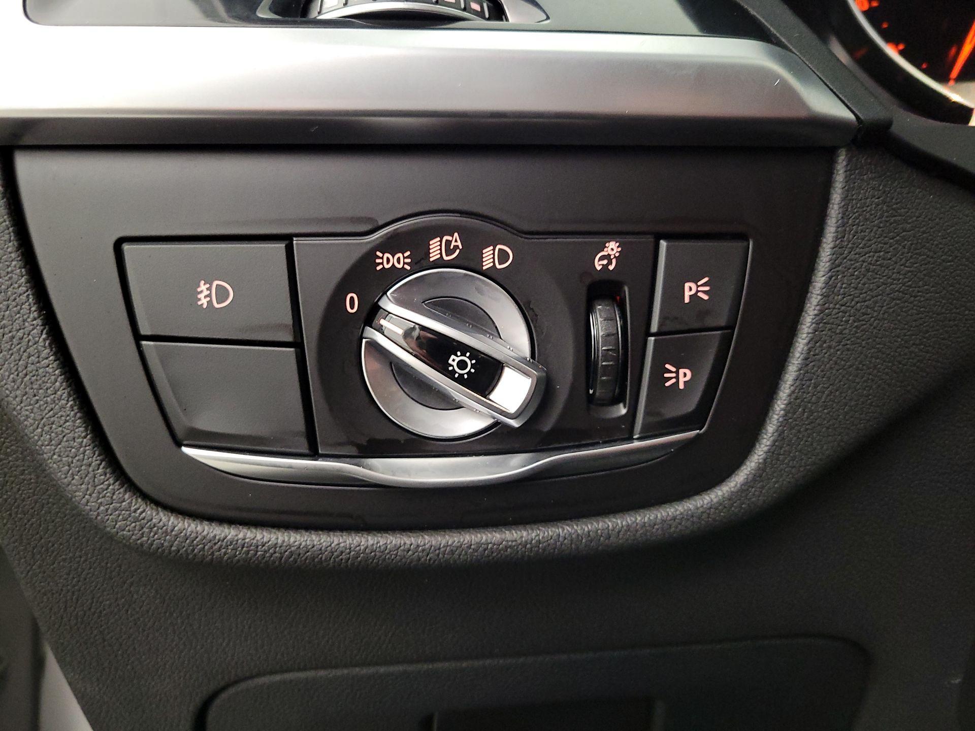 Thumbnail: 2021 BMW X3 - 13