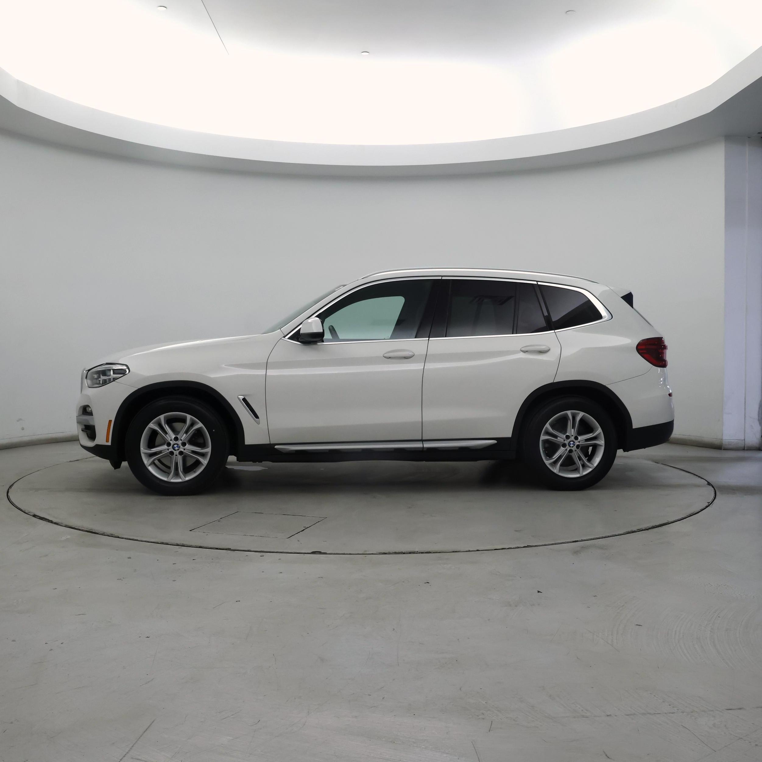 Thumbnail: 2021 BMW X3 - 3