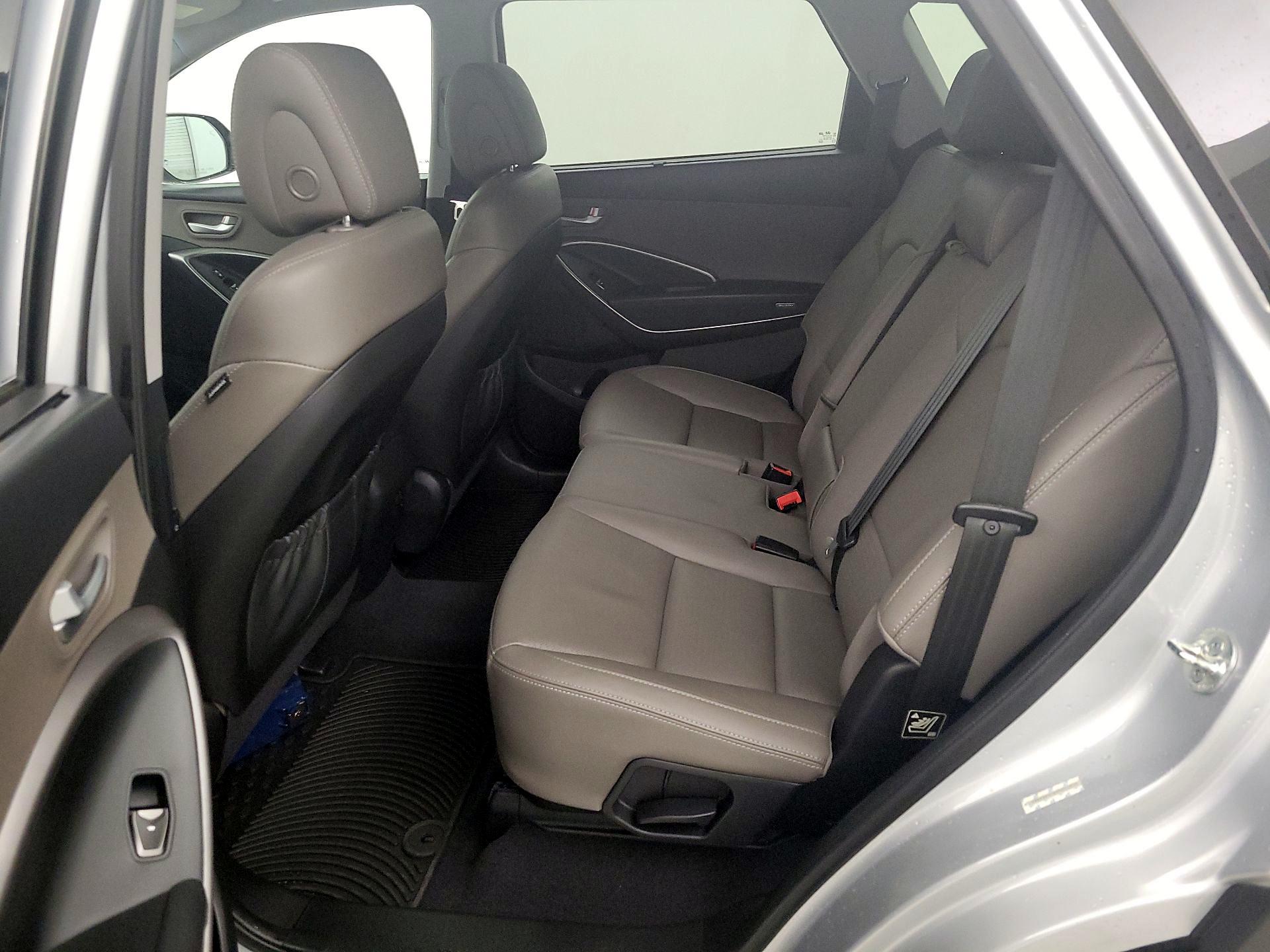 Thumbnail: 2014 Hyundai Santa Fe - 19