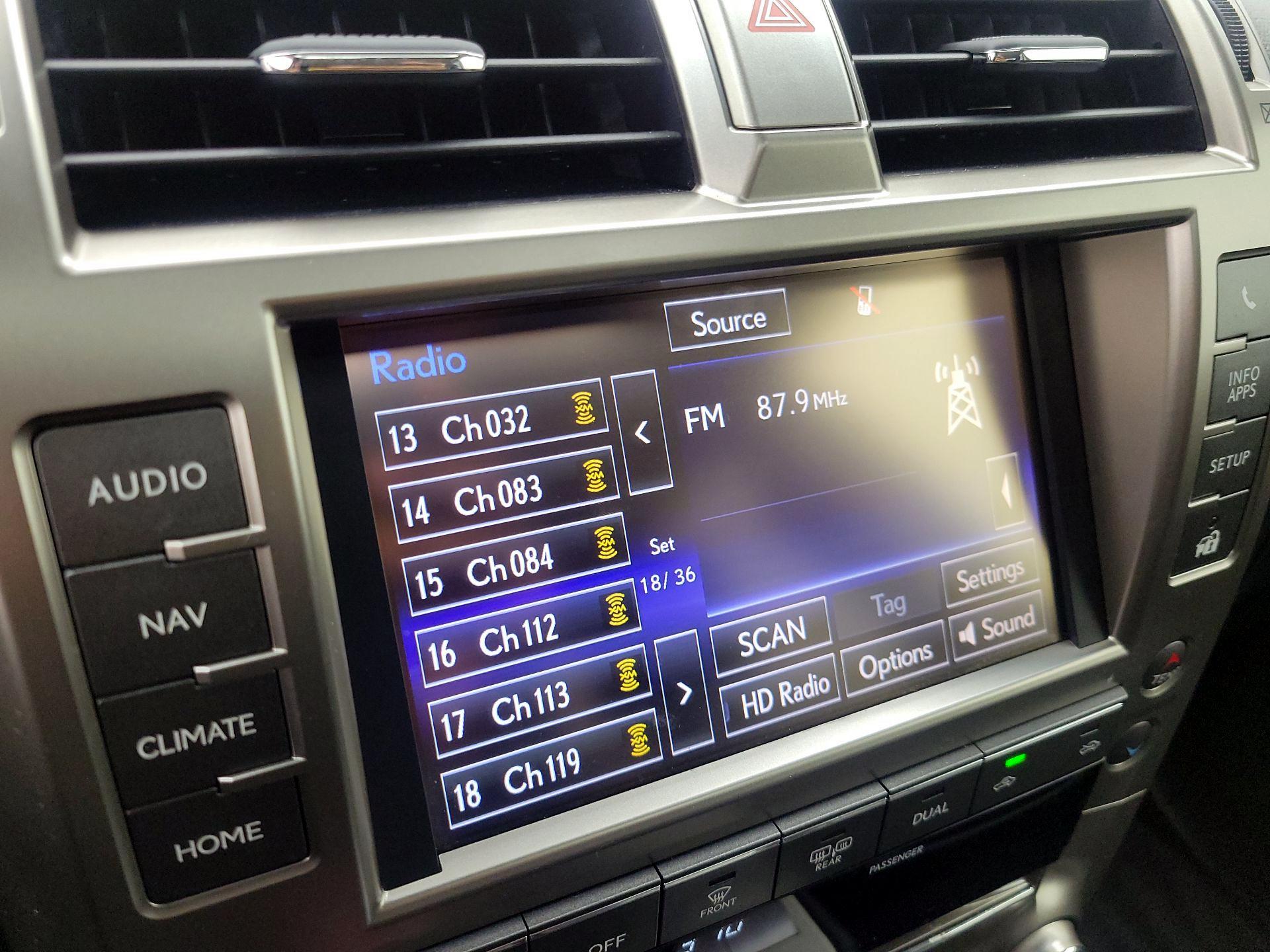 Thumbnail: 2015 Lexus GX - 16