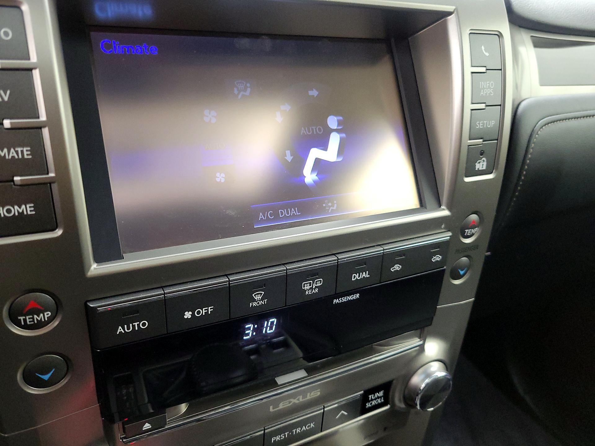 Thumbnail: 2015 Lexus GX - 17