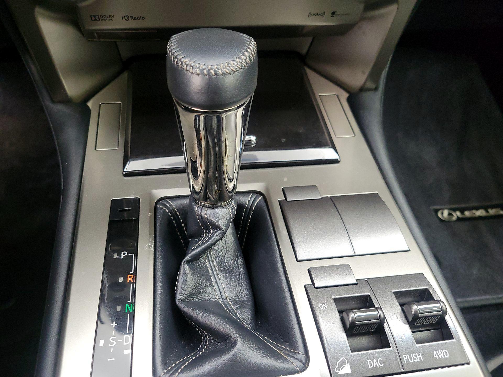 Thumbnail: 2015 Lexus GX - 18