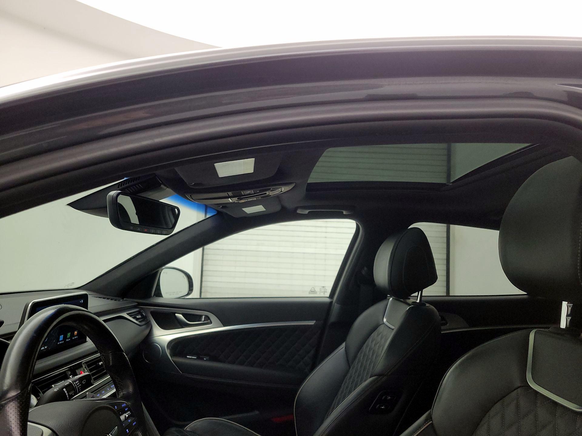 Thumbnail: 2019 Genesis G70 - 20