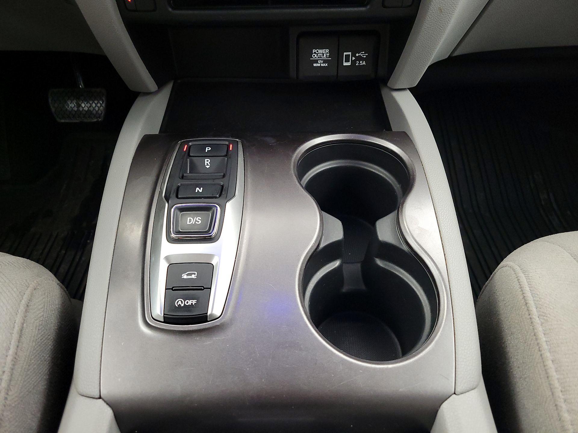 Thumbnail: 2021 Honda Pilot - 17