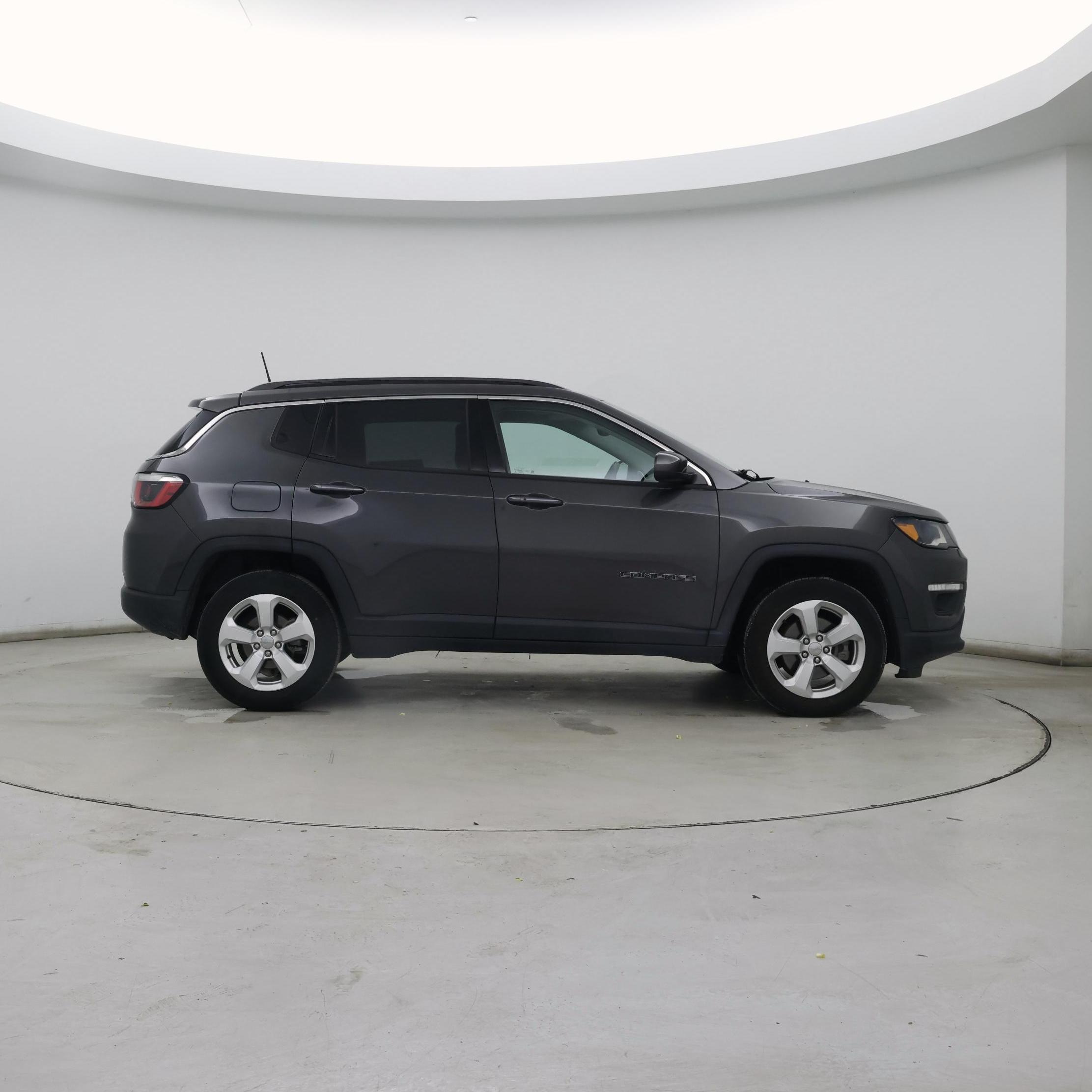 Thumbnail: 2017 Jeep Compass - 7