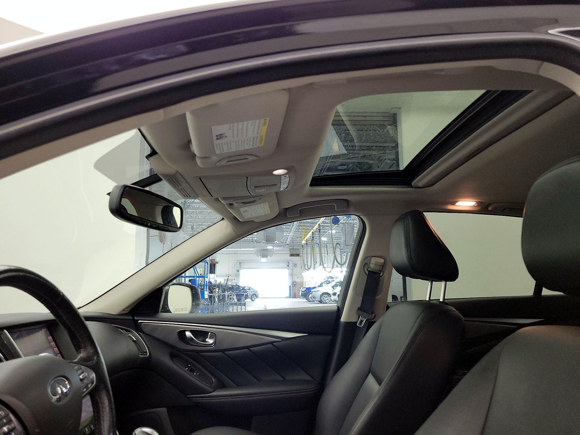 Thumbnail: 2016 INFINITI Q50 - 19