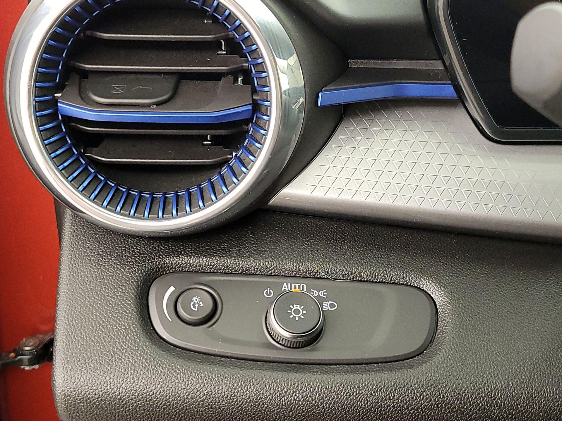 Thumbnail: 2024 Chevrolet Trax - 13