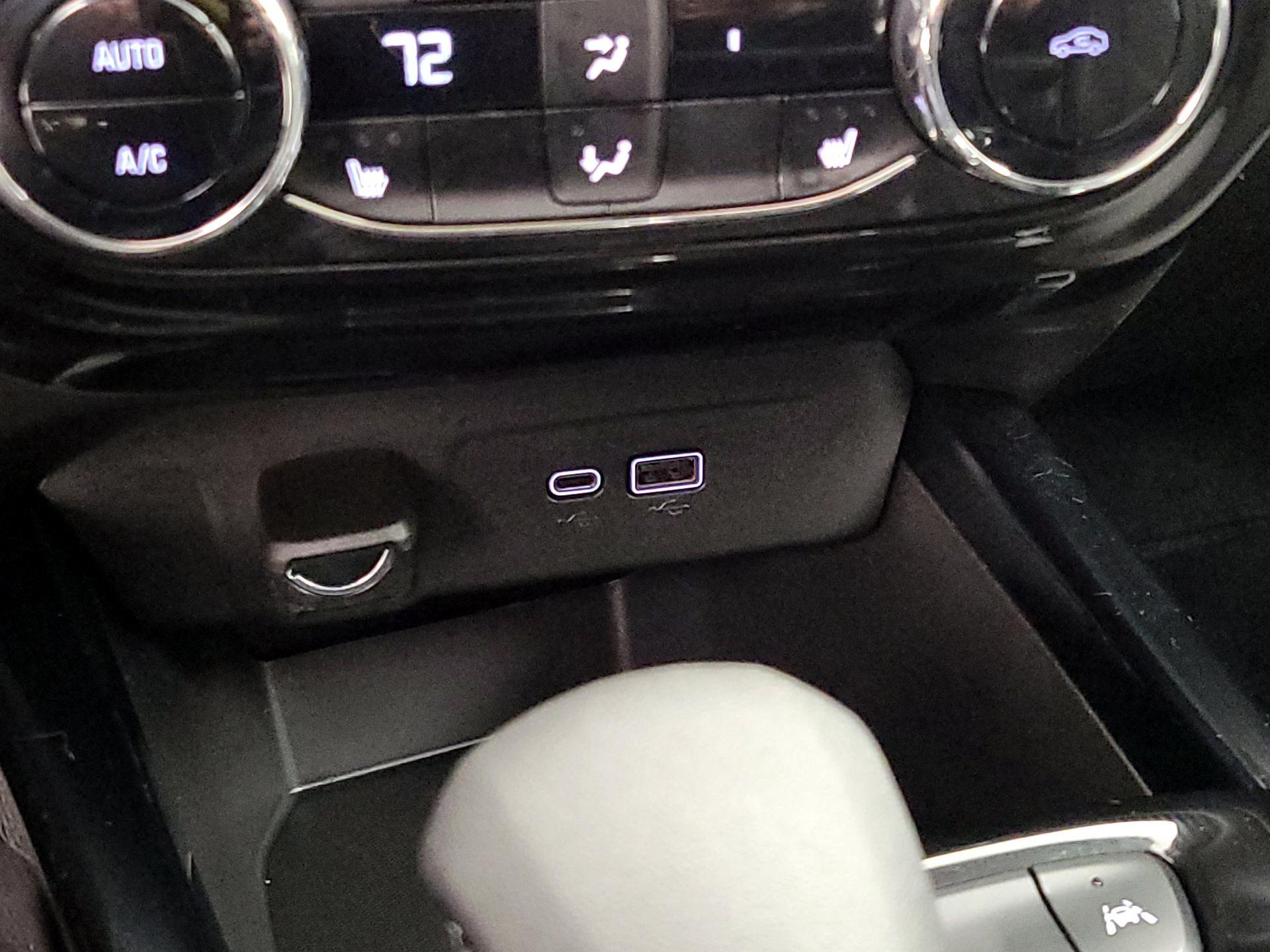 Thumbnail: 2024 Chevrolet Trax - 19