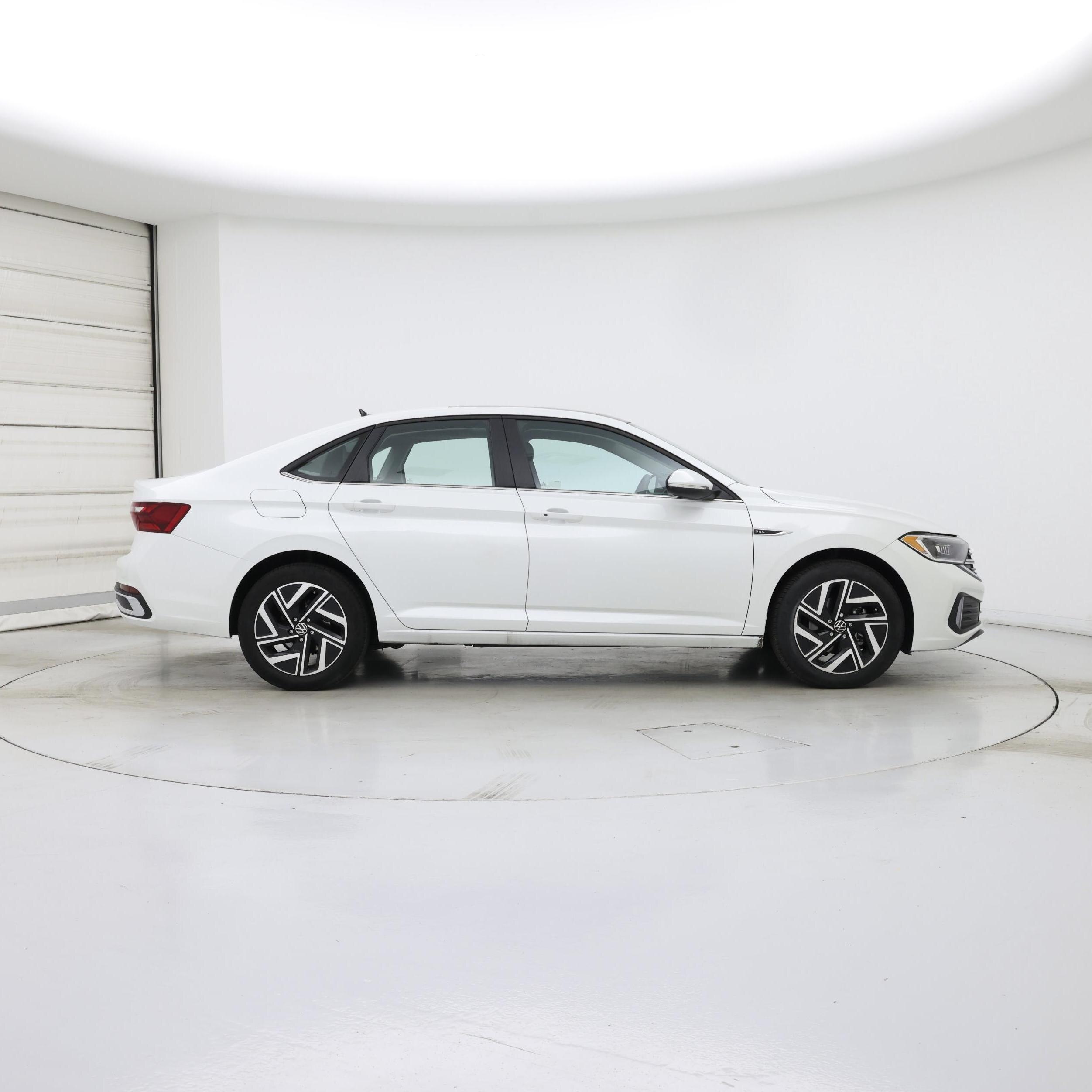 Thumbnail: 2023 Volkswagen Jetta - 7