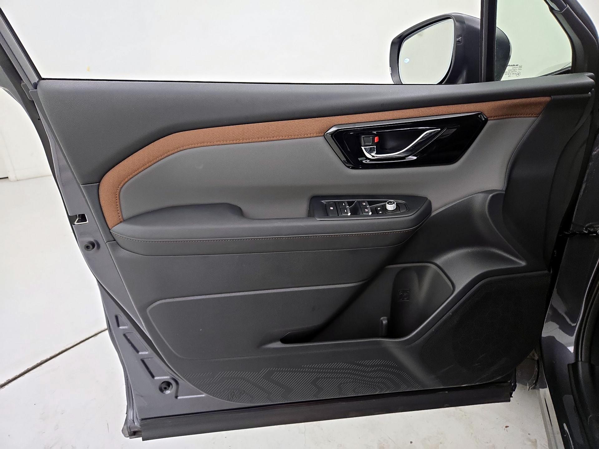 Thumbnail: 2025 Subaru Forester - 12