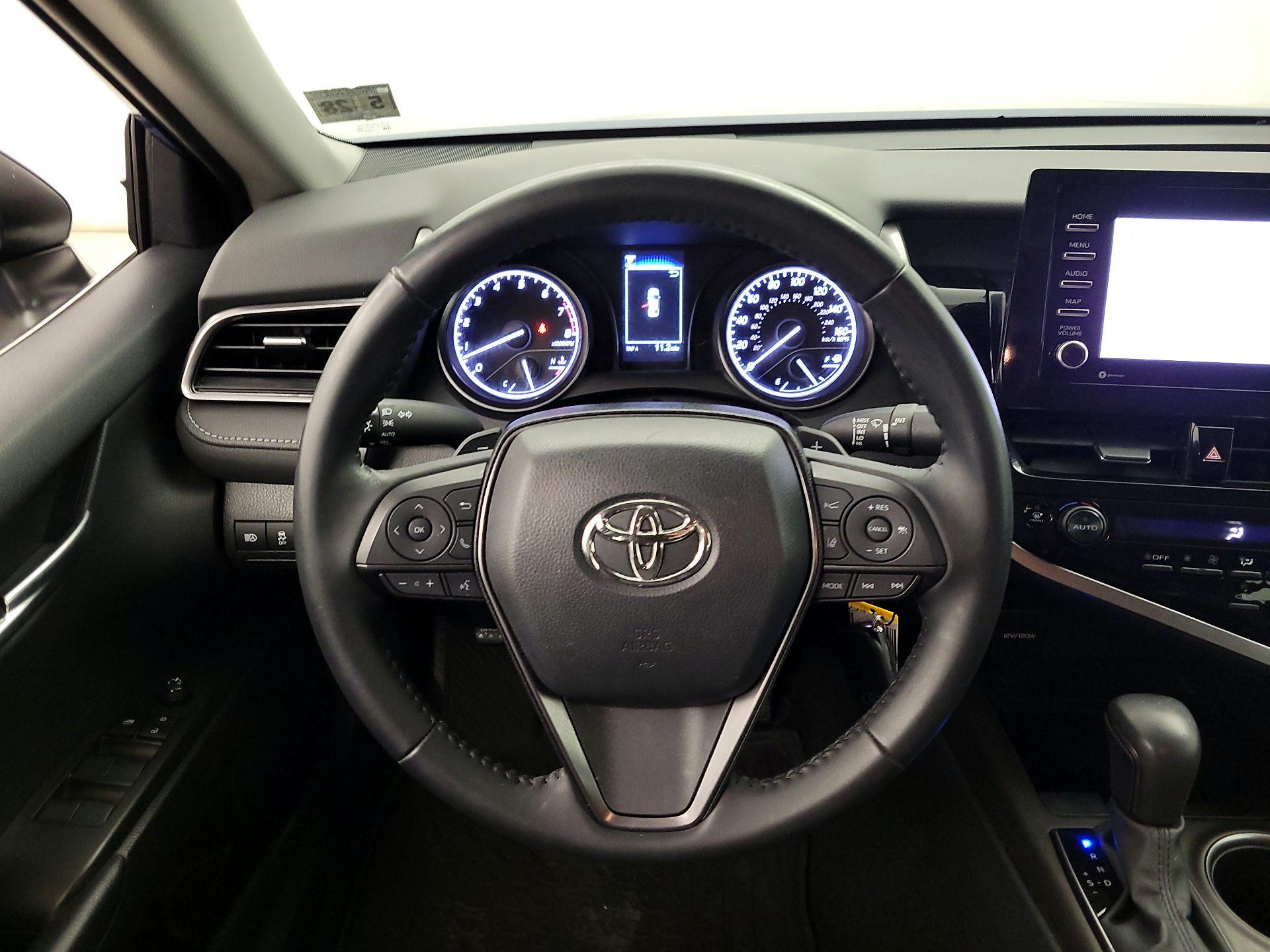 Thumbnail: 2023 Toyota Camry - 10