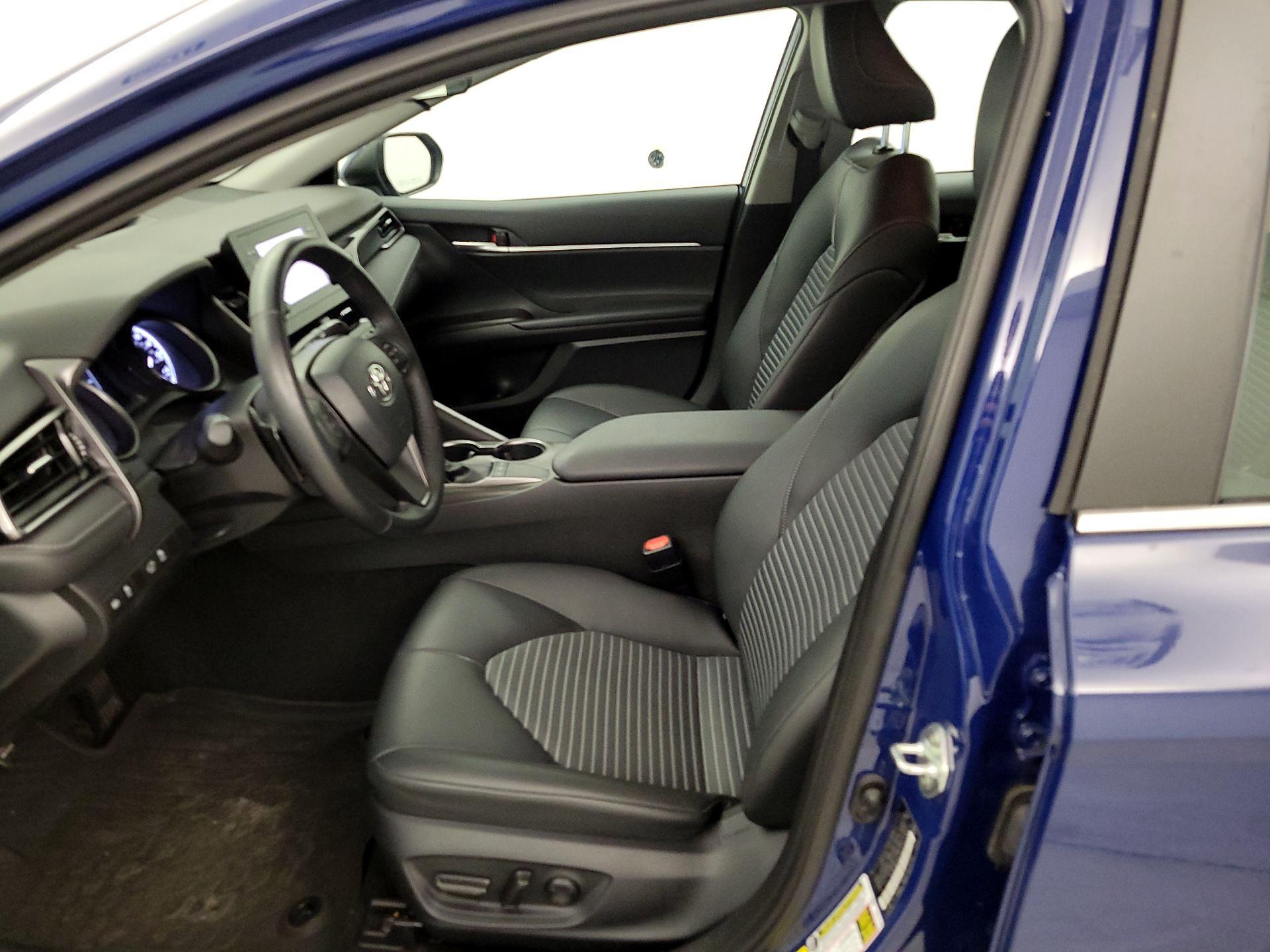 Thumbnail: 2023 Toyota Camry - 11