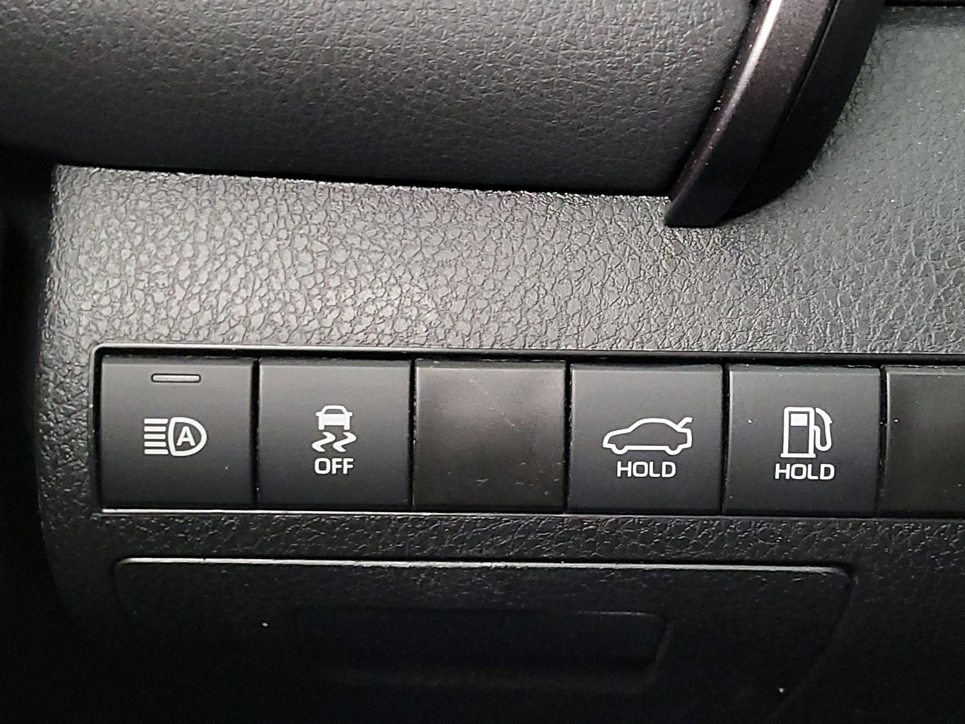 Thumbnail: 2023 Toyota Camry - 13