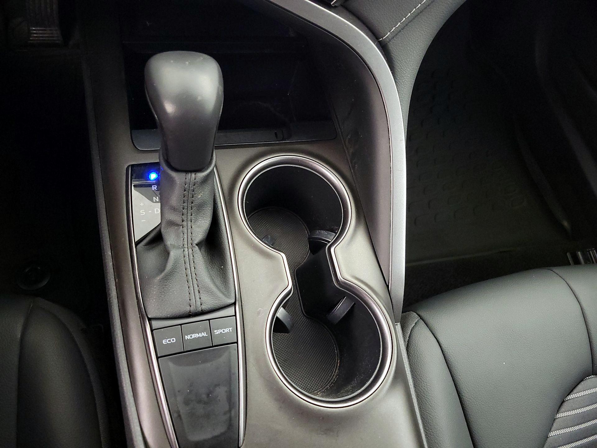 Thumbnail: 2023 Toyota Camry - 17