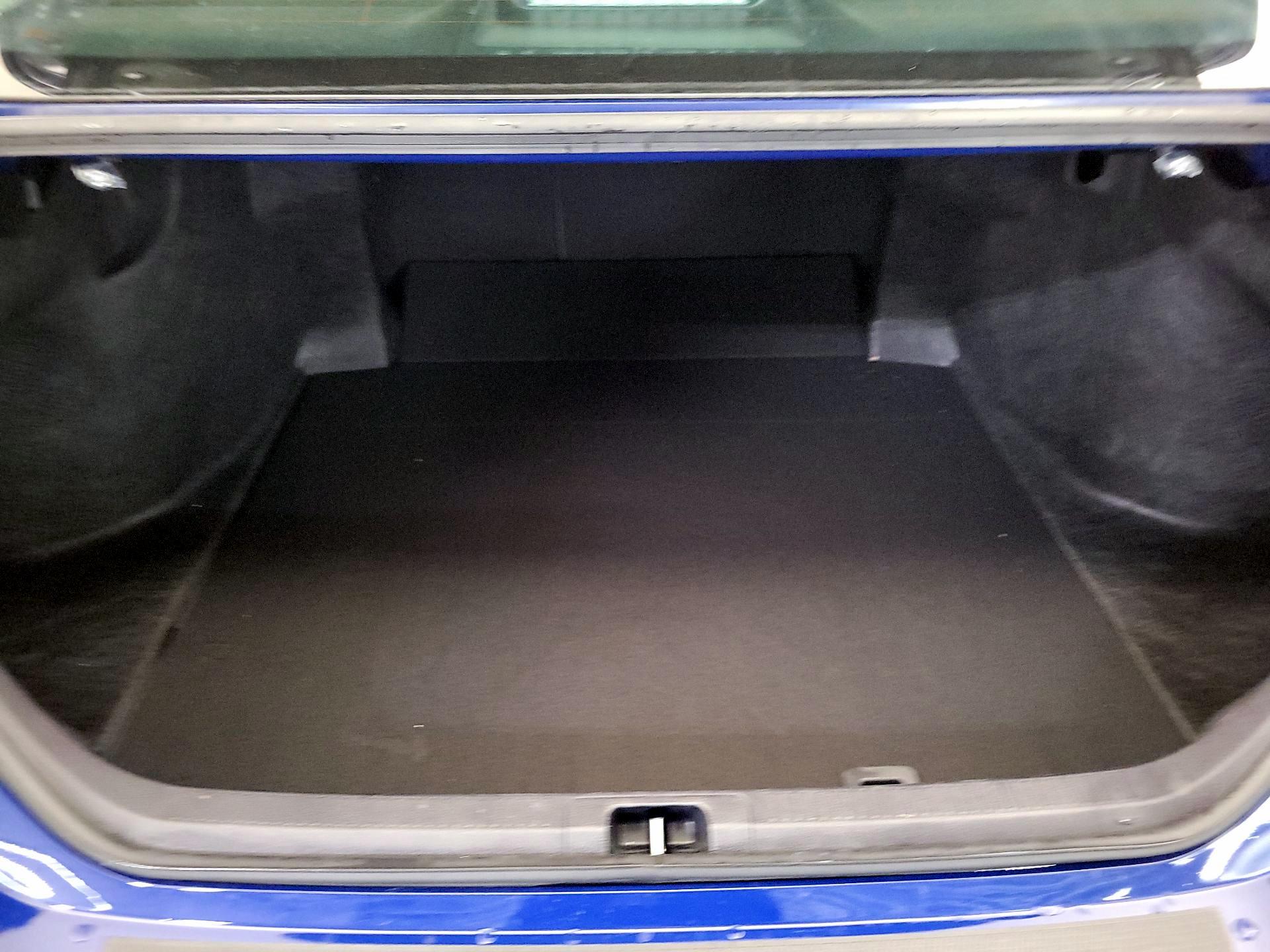 Thumbnail: 2023 Toyota Camry - 20