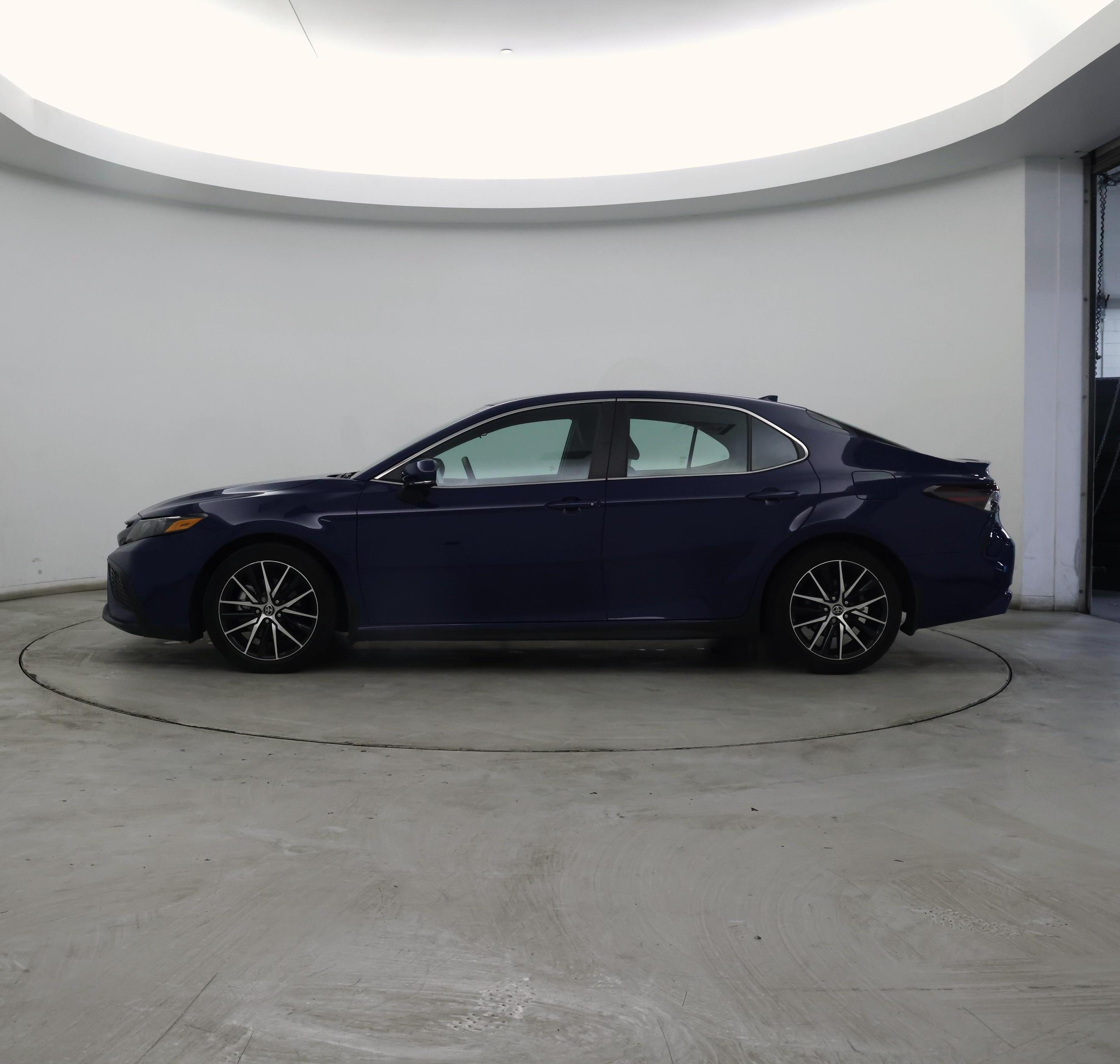 Thumbnail: 2023 Toyota Camry - 3