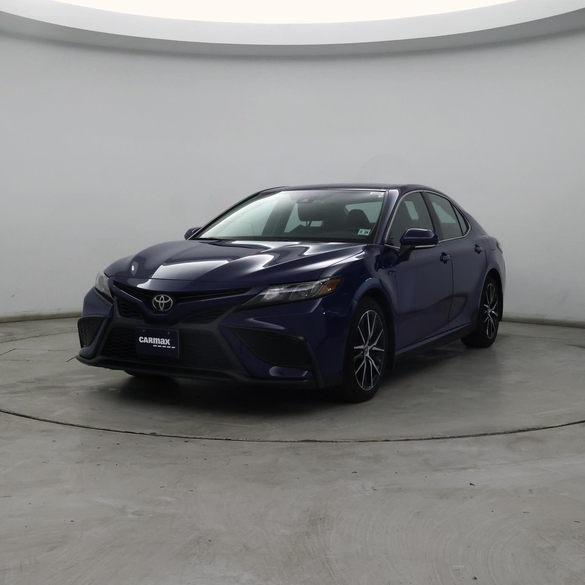 Thumbnail: 2023 Toyota Camry - 4