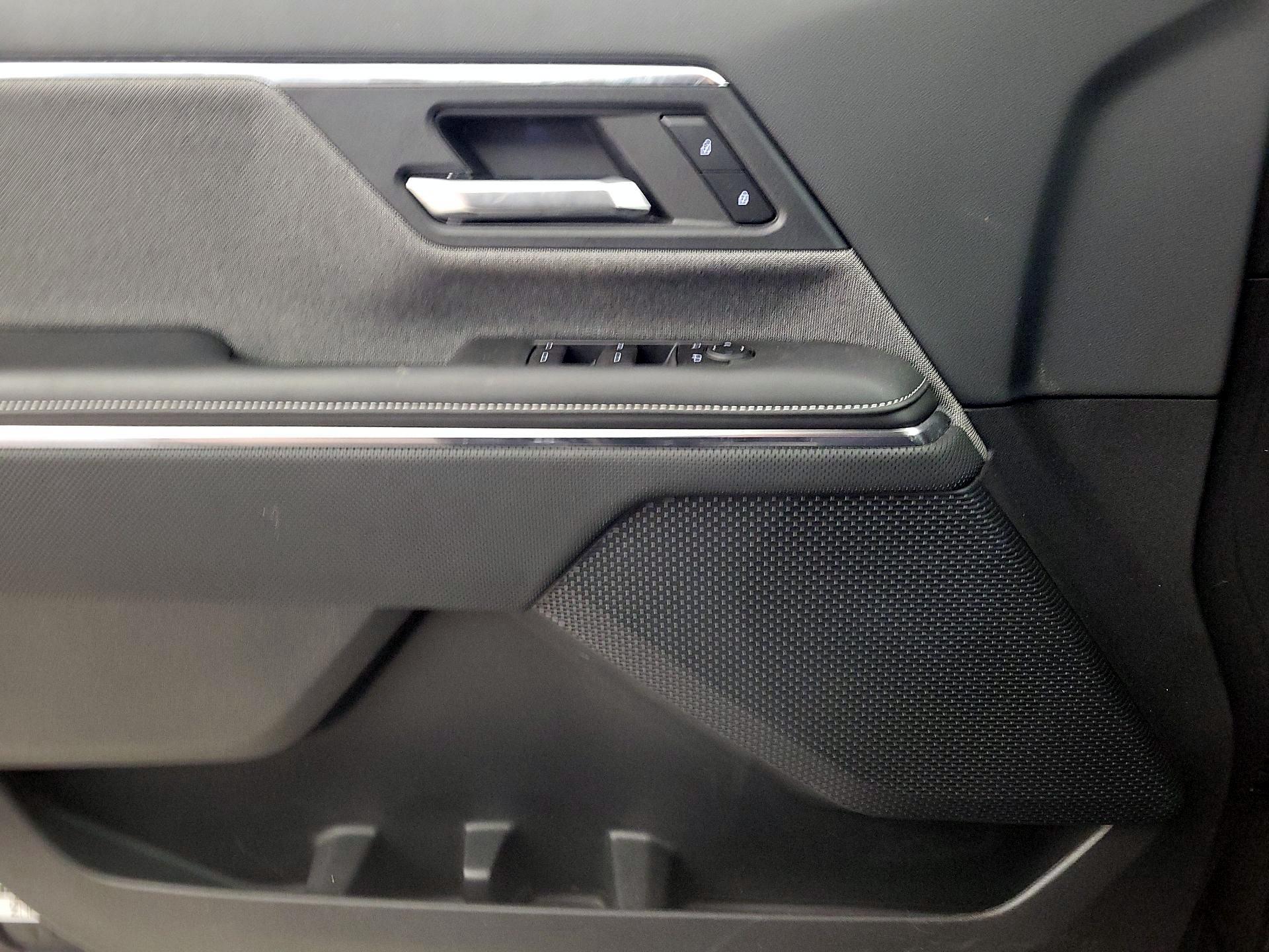 Thumbnail: 2026 GMC Sierra EV - 12