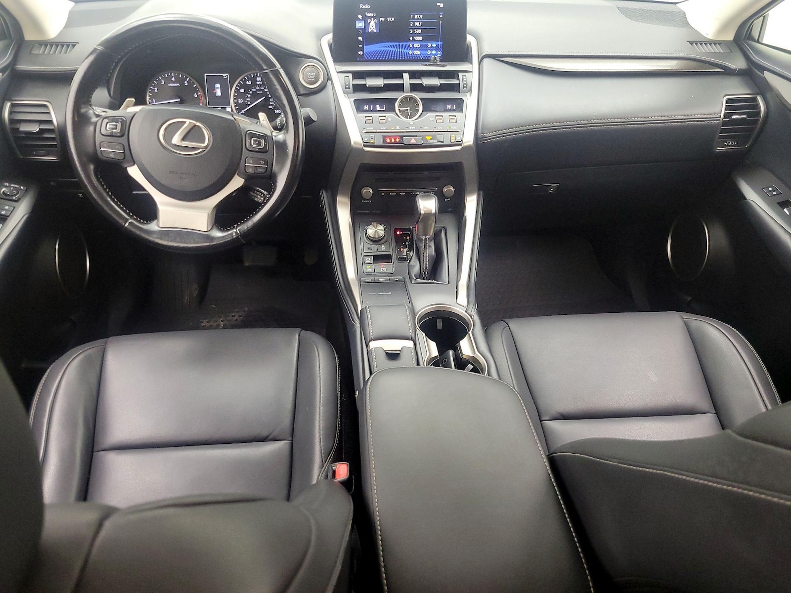2020 Lexus NX 300 - Photo 10