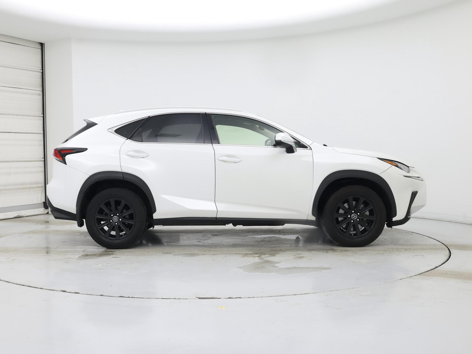 2020 Lexus NX 300 - Photo 8