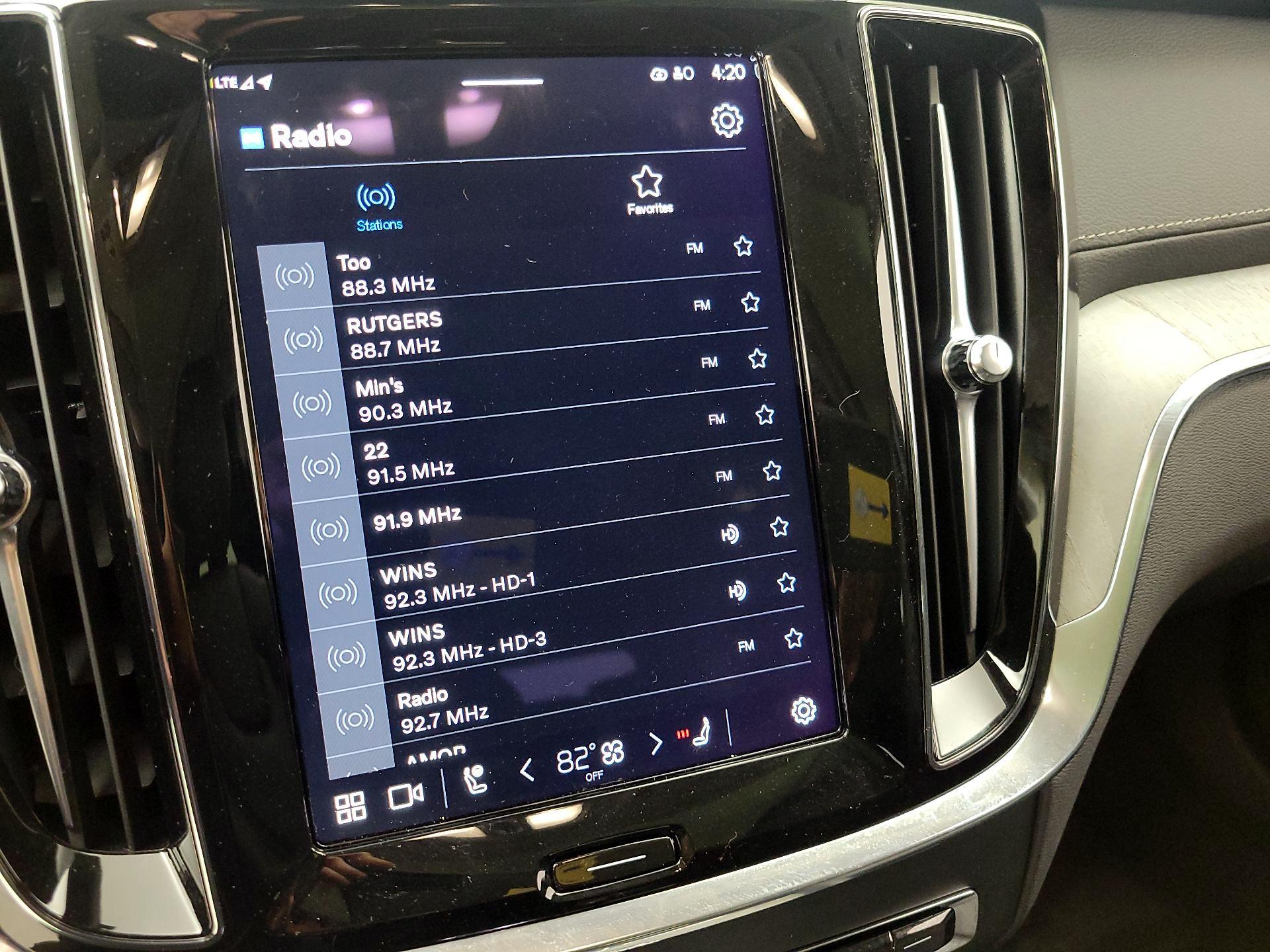 Thumbnail: 2024 Volvo S60 - 15