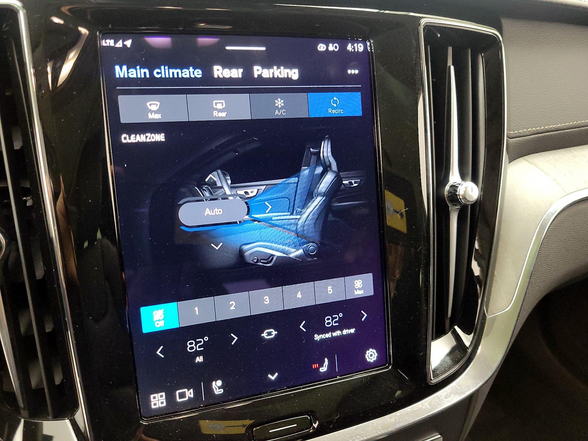 Thumbnail: 2024 Volvo S60 - 16