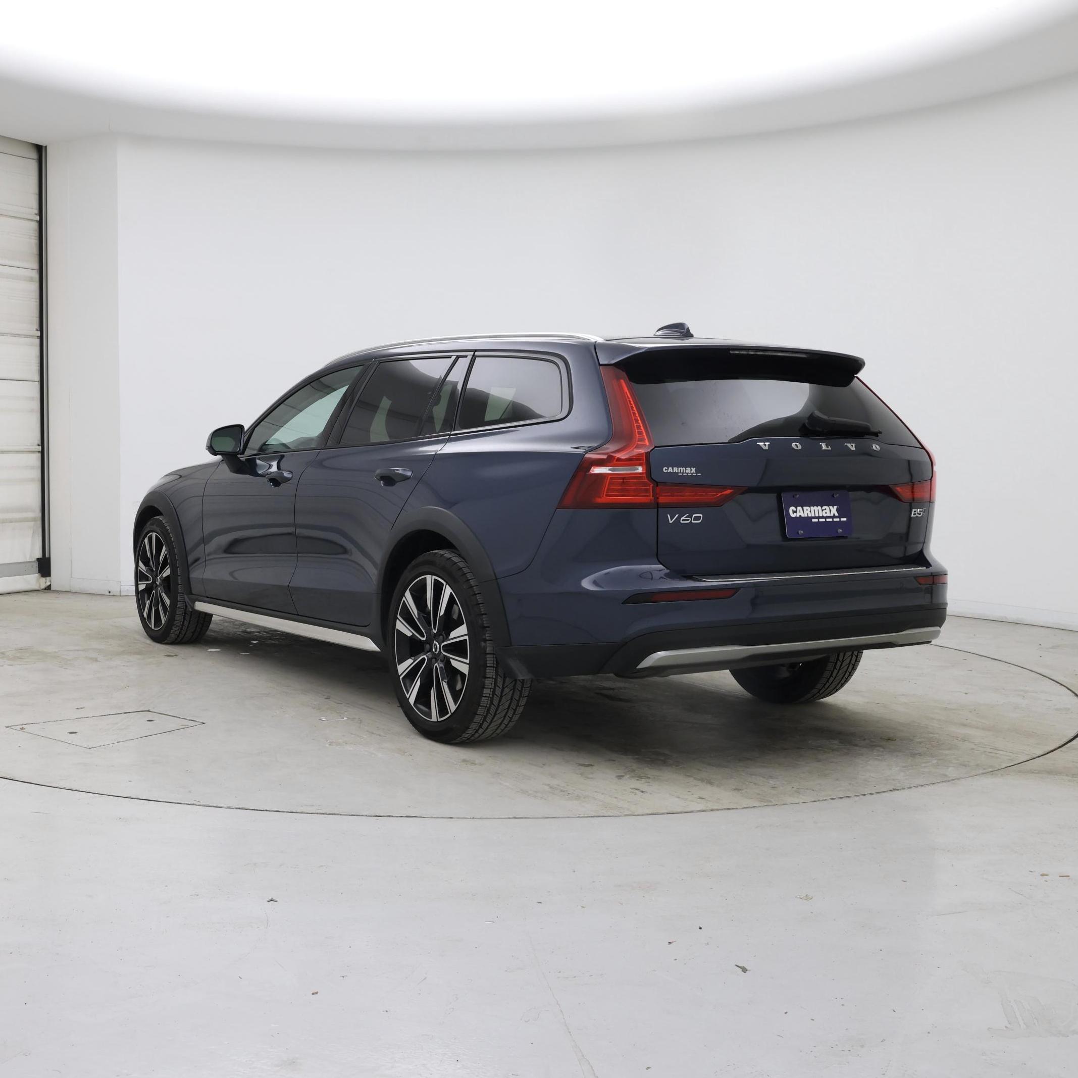 Thumbnail: 2024 Volvo S60 - 2