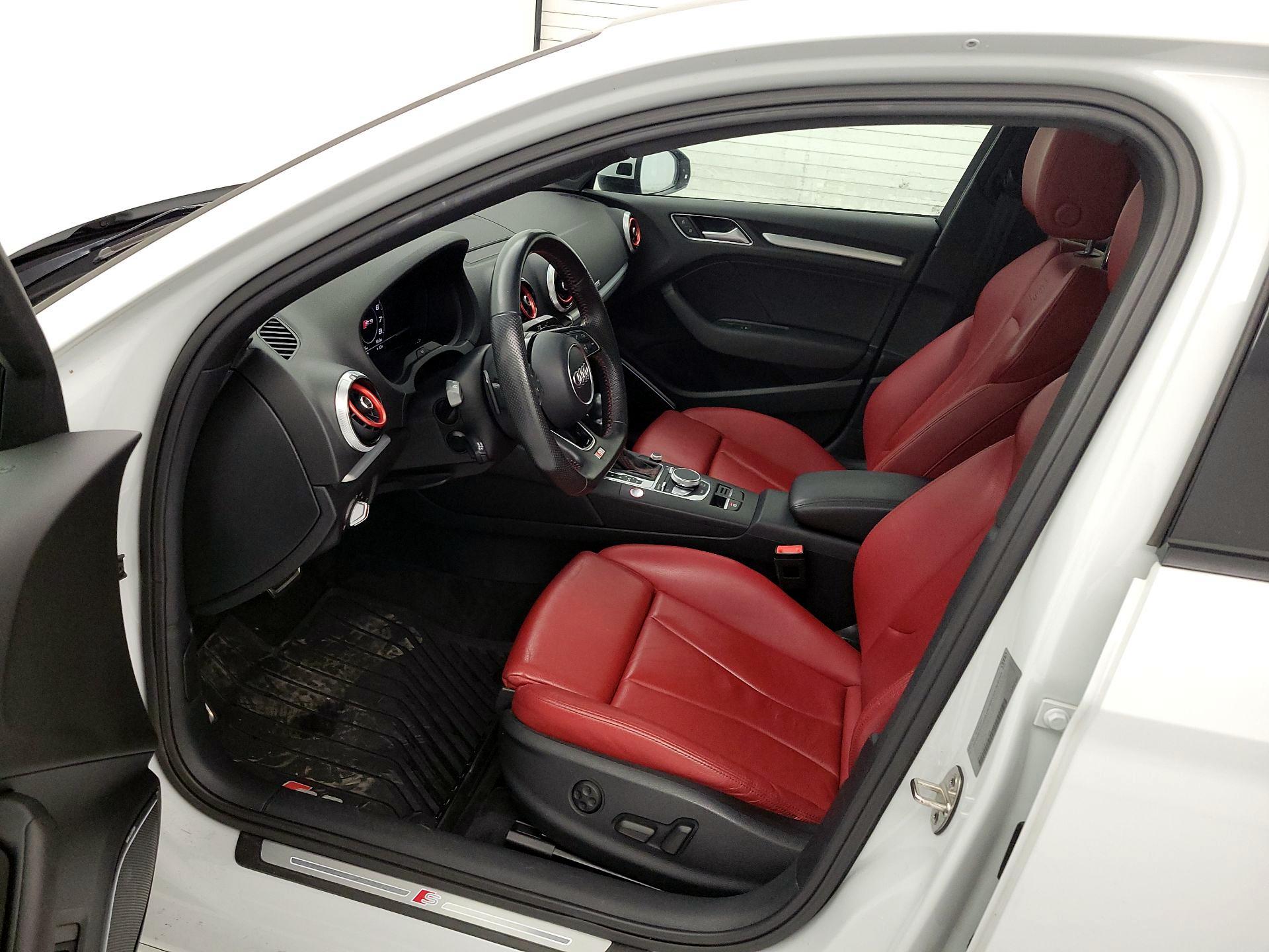 Thumbnail: 2018 Audi S3 - 11