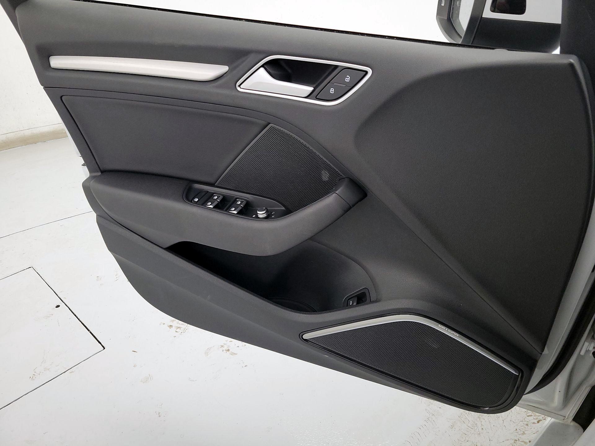 Thumbnail: 2018 Audi S3 - 12