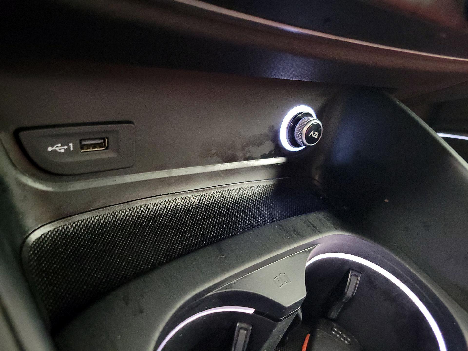 Thumbnail: 2018 Audi S3 - 18