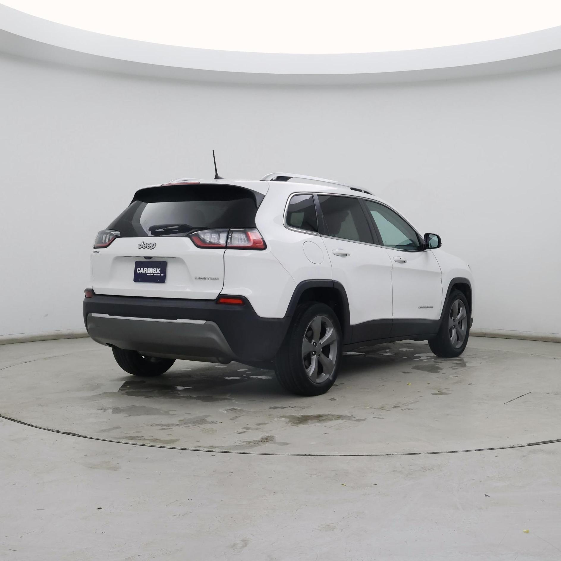 Thumbnail: 2020 Jeep Cherokee - 8