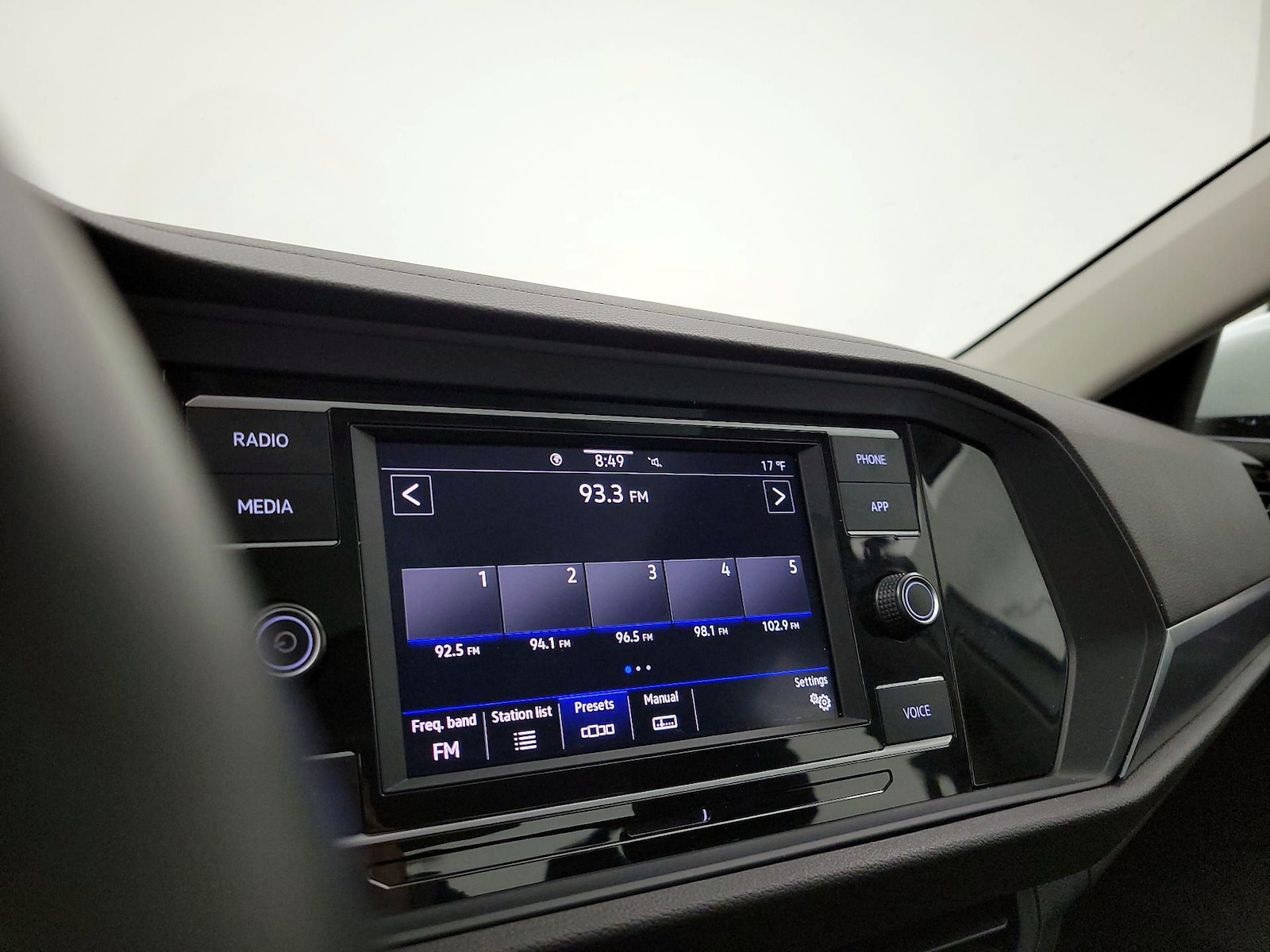 2022 Volkswagen Jetta SE - Photo 16