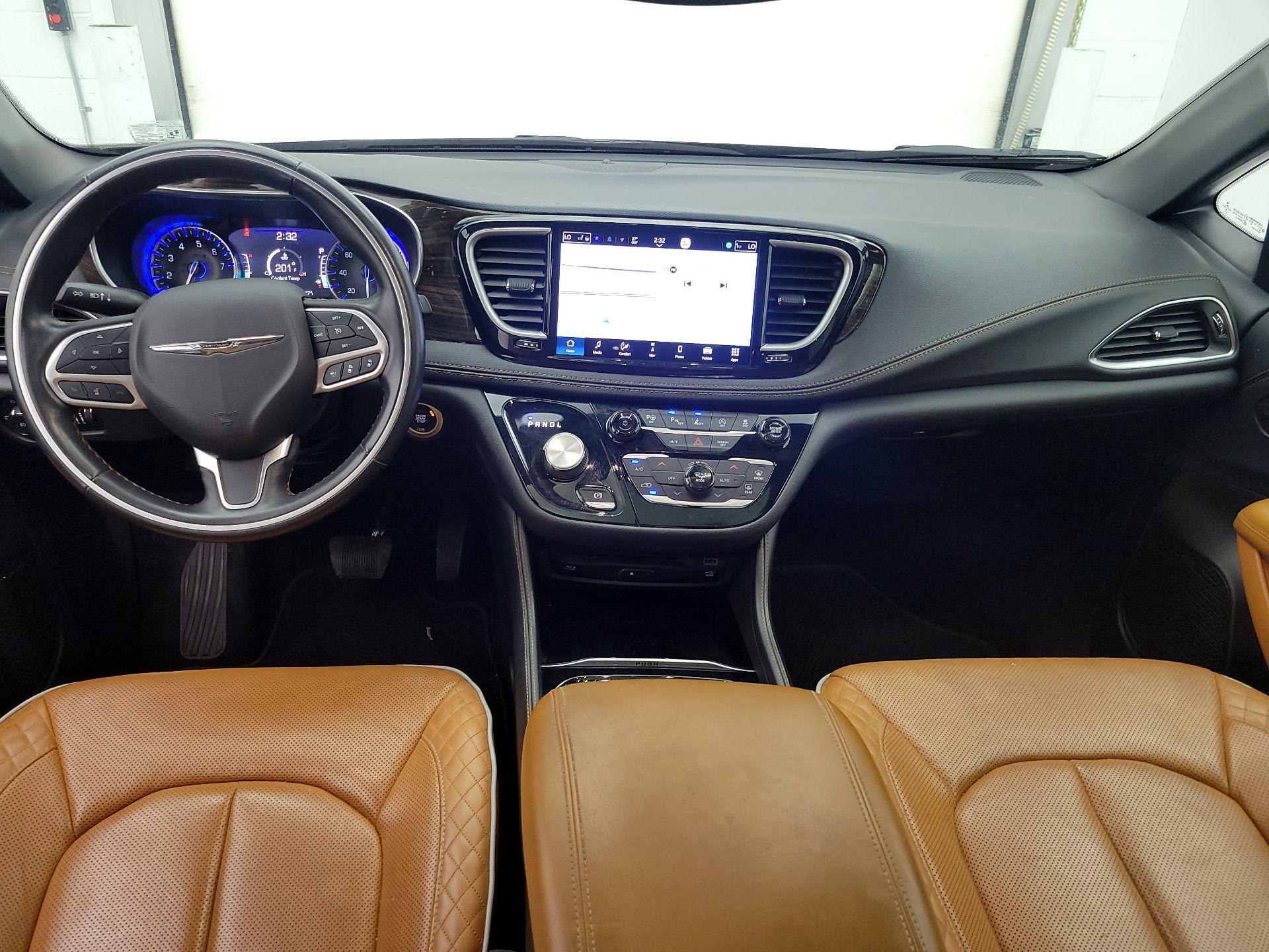 Thumbnail: 2021 Chrysler Pacifica - 9