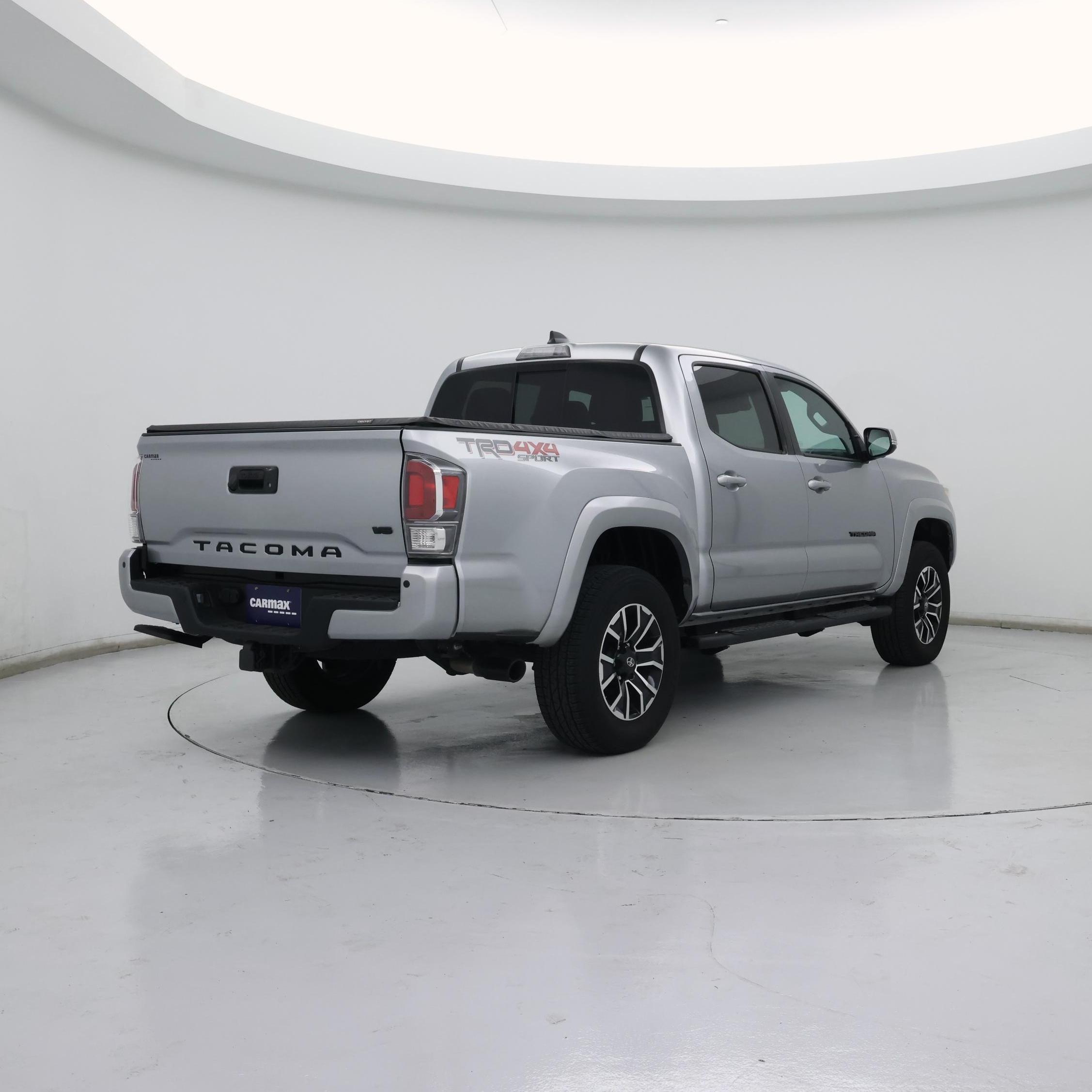 Thumbnail: 2023 Toyota Tacoma - 8