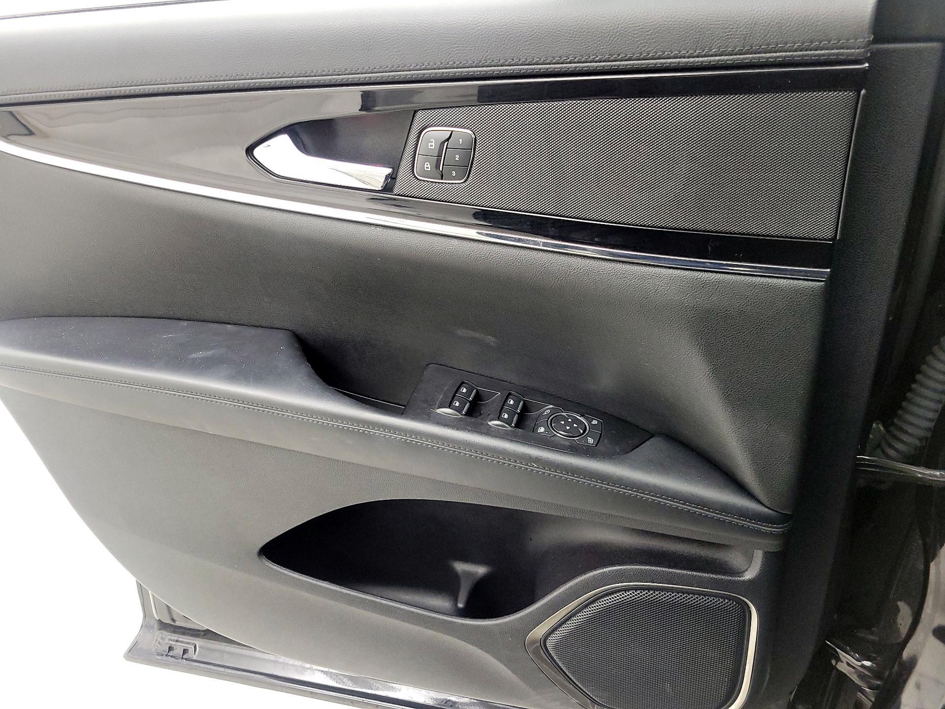 Thumbnail: 2022 Lincoln Nautilus - 13